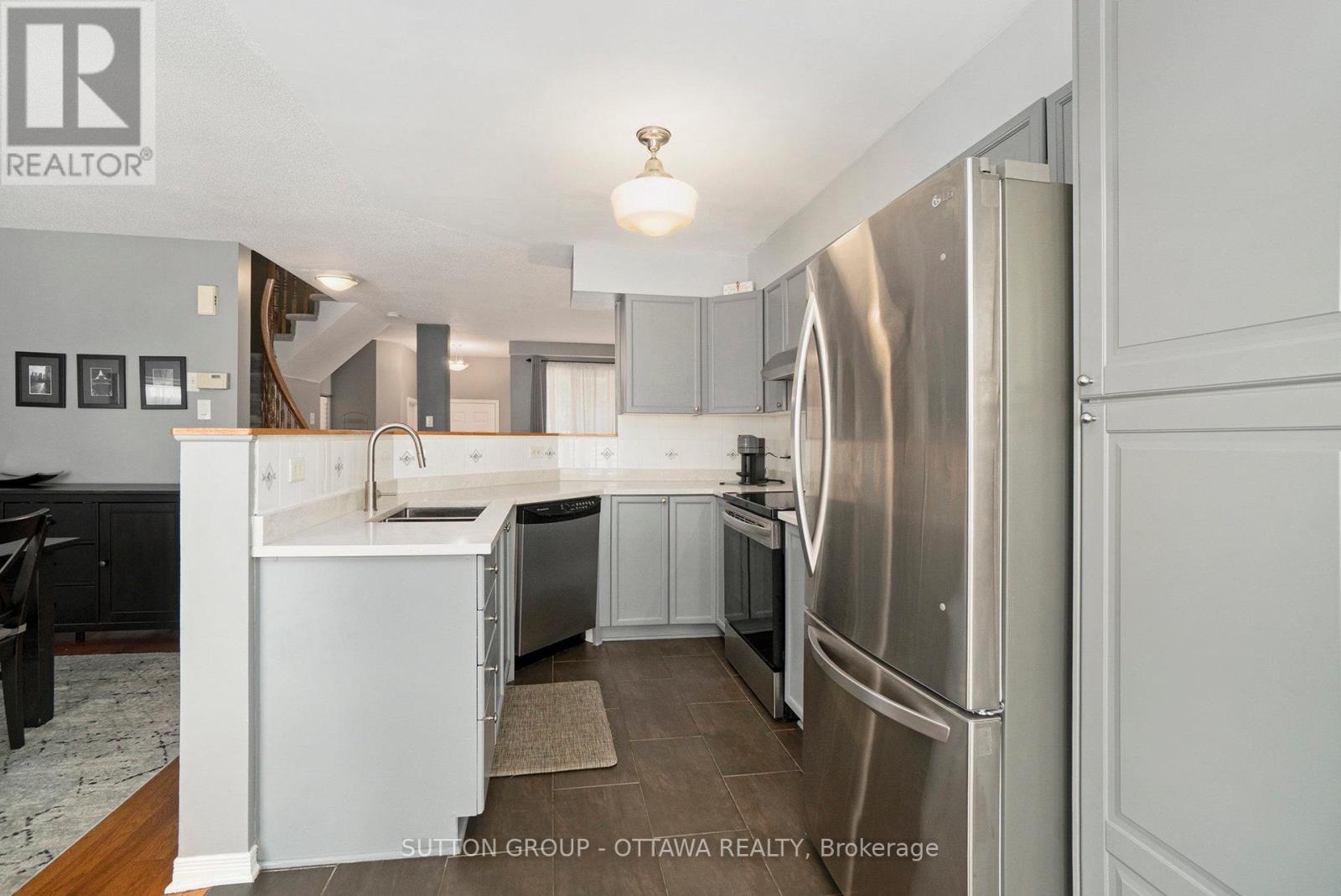 1083 Ballantyne Drive, Ottawa, Ontario  K4A 4C7 - Photo 12 - X12215101