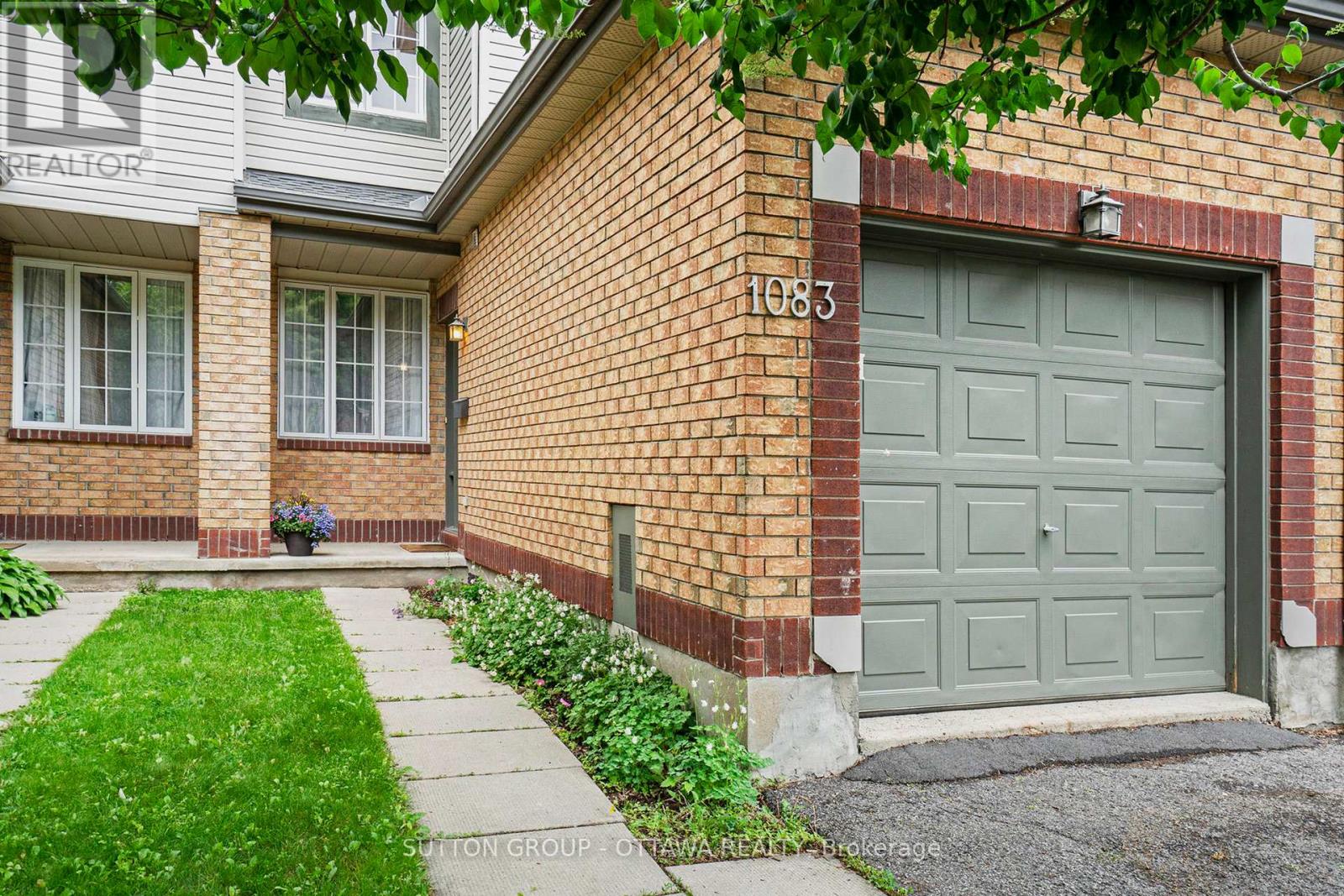 1083 Ballantyne Drive, Ottawa, Ontario  K4A 4C7 - Photo 2 - X12215101