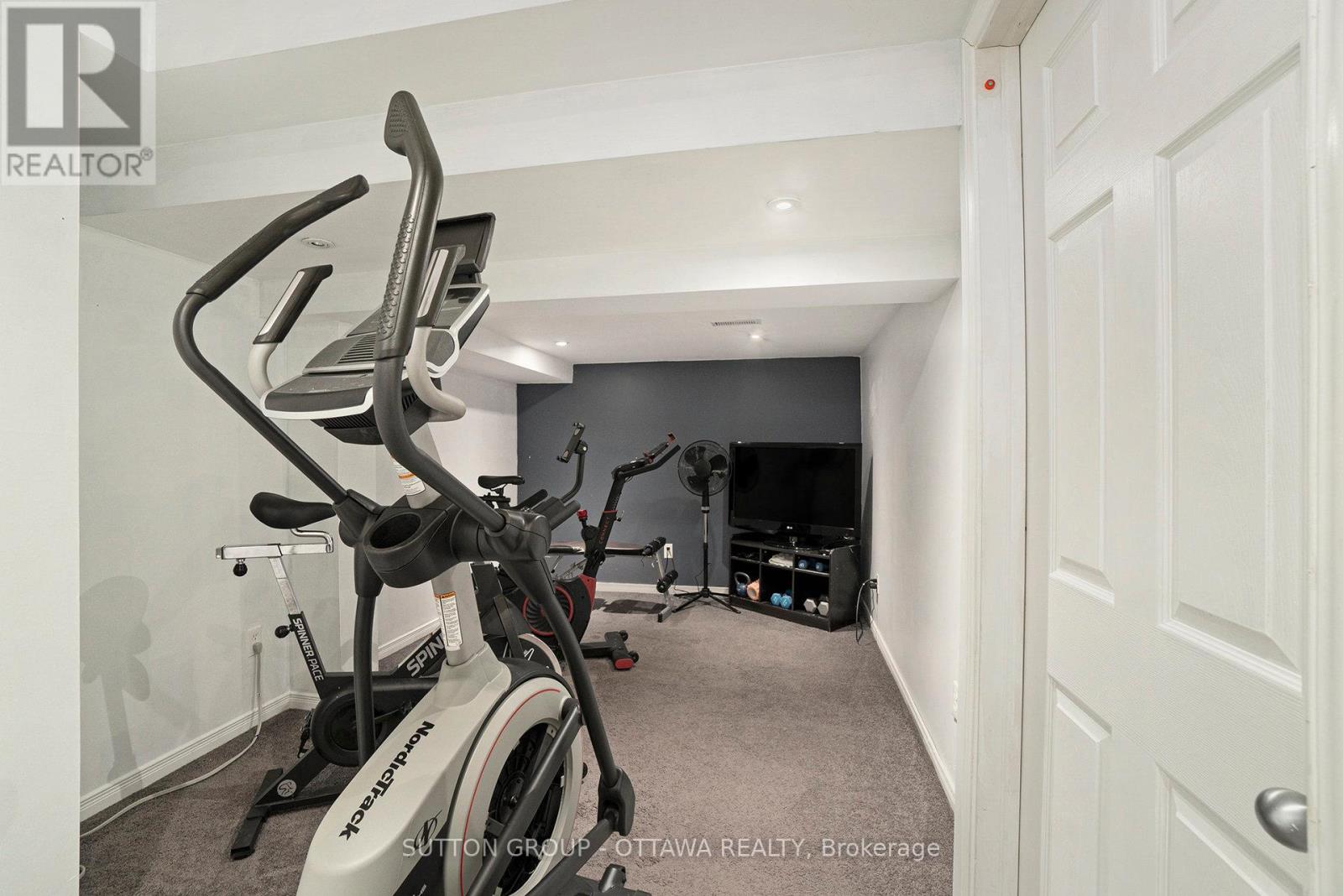 1083 Ballantyne Drive, Ottawa, Ontario  K4A 4C7 - Photo 27 - X12215101