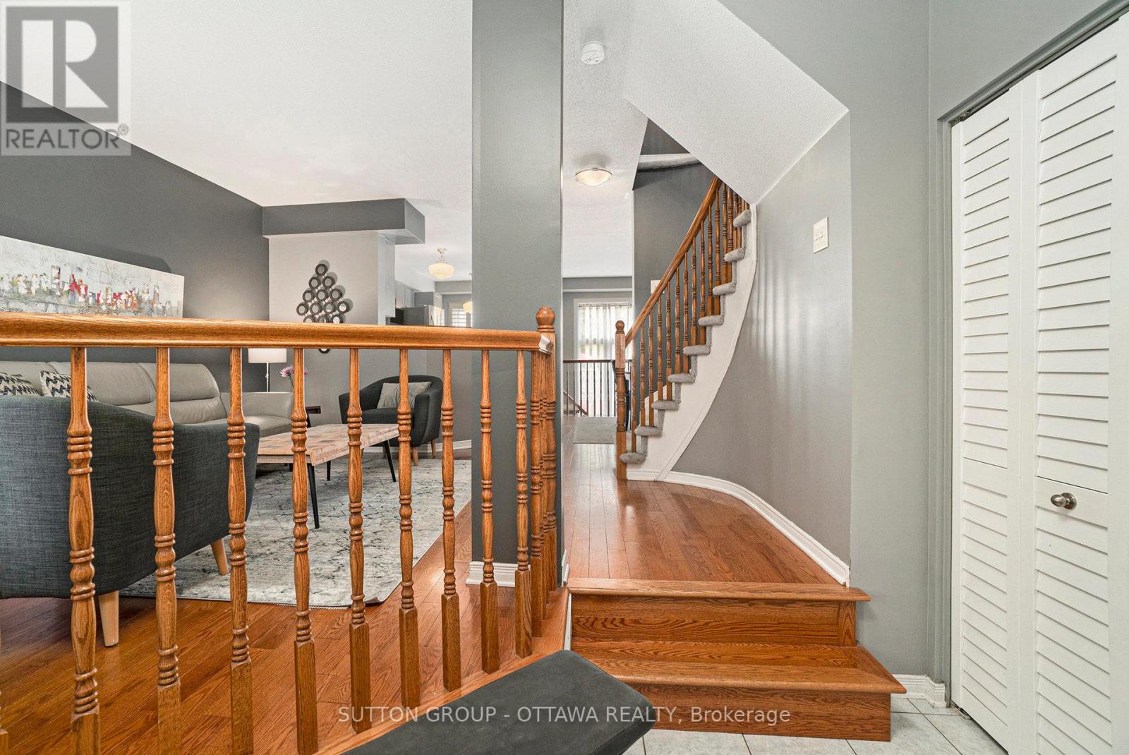 1083 Ballantyne Drive, Ottawa, Ontario  K4A 4C7 - Photo 3 - X12215101