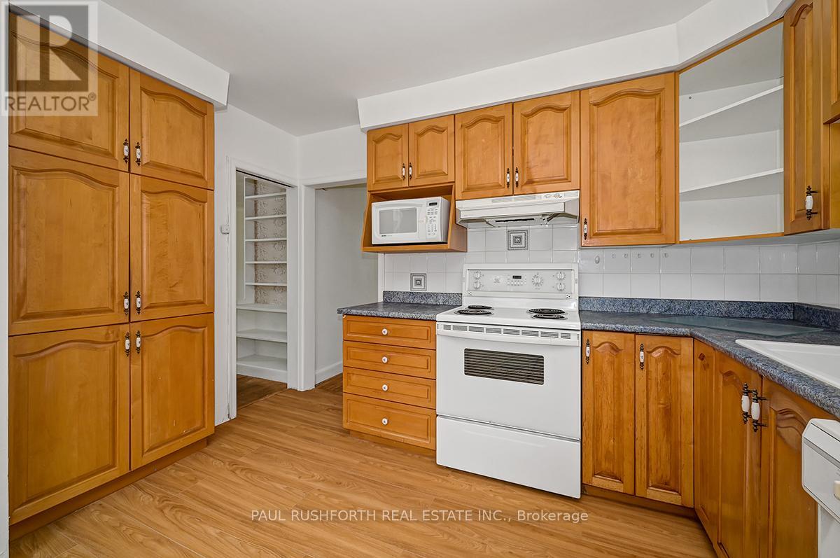 20 Mowat Street, Ottawa, Ontario  K1J 6R2 - Photo 11 - X12215163