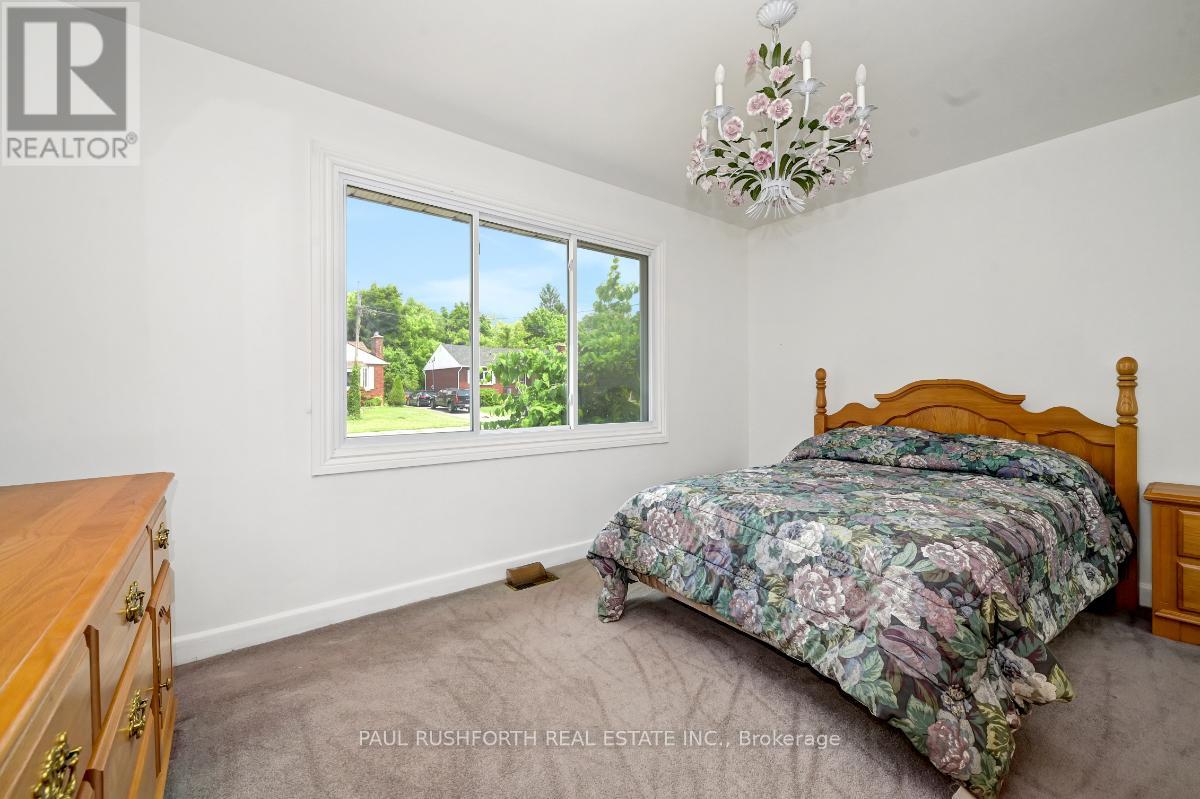 20 Mowat Street, Ottawa, Ontario  K1J 6R2 - Photo 12 - X12215163