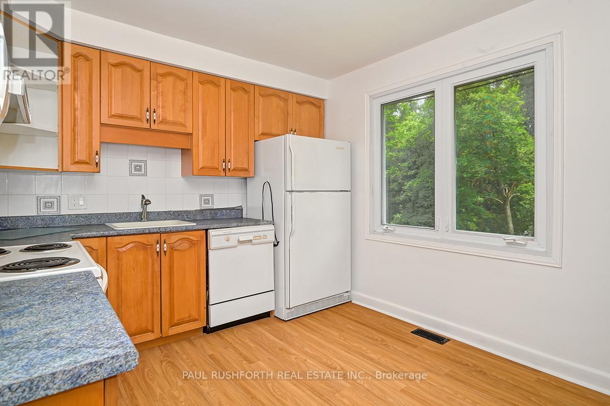 20 Mowat Street, Ottawa, Ontario  K1J 6R2 - Photo 9 - X12215163