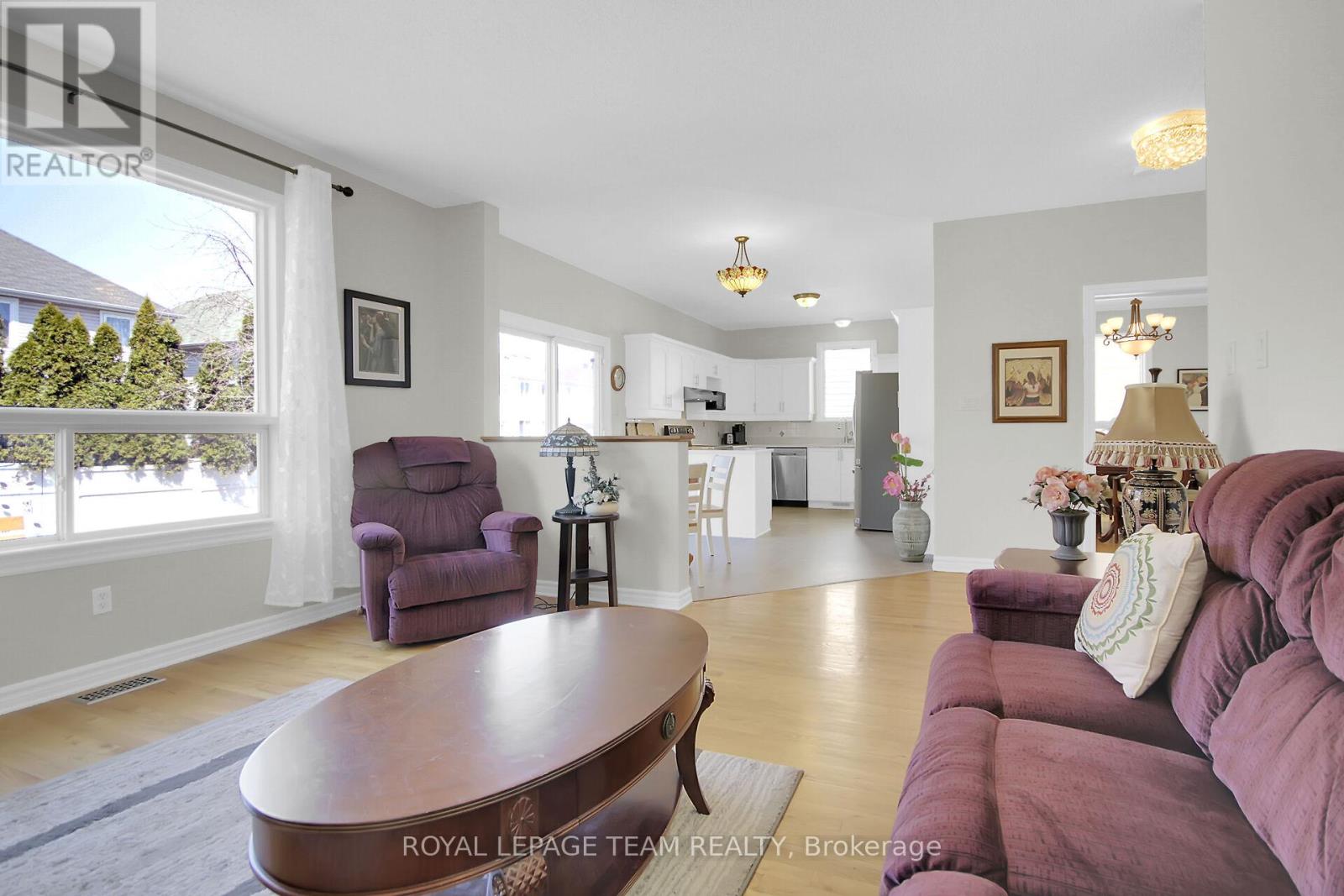 19 Athena Way, Ottawa, Ontario  K2G 6S1 - Photo 14 - X12215180