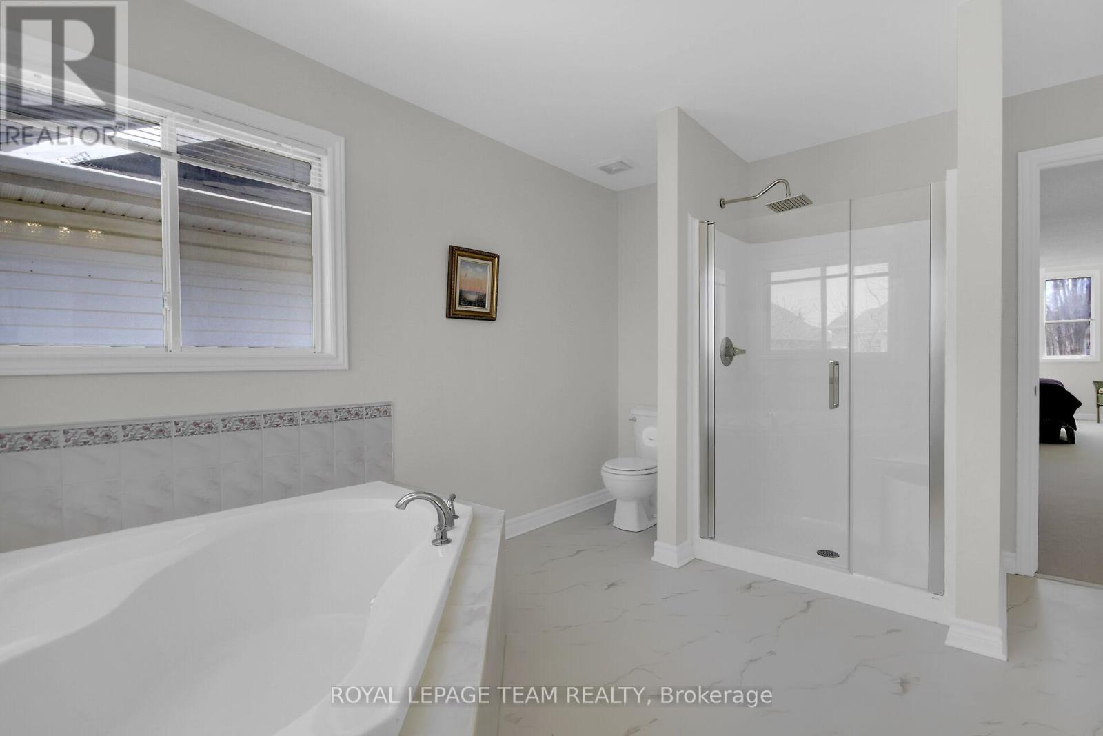 19 Athena Way, Ottawa, Ontario  K2G 6S1 - Photo 24 - X12215180