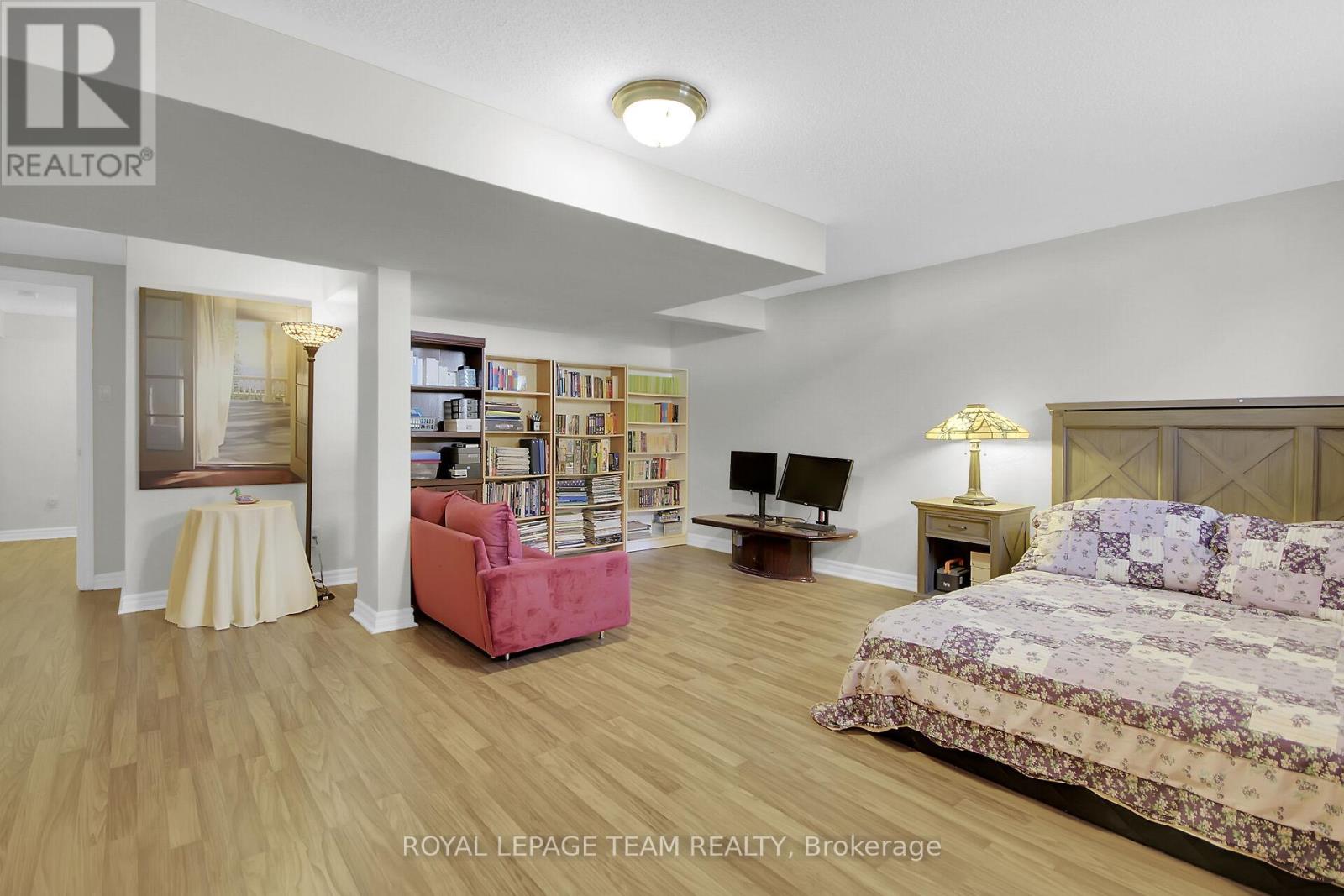 19 Athena Way, Ottawa, Ontario  K2G 6S1 - Photo 36 - X12215180