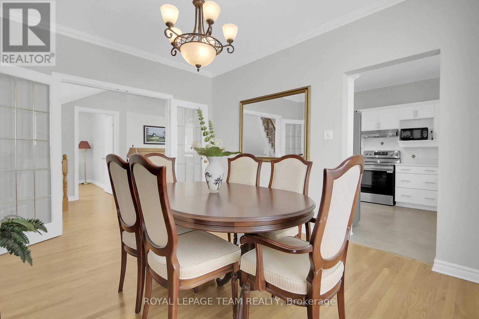 19 Athena Way, Ottawa, Ontario  K2G 6S1 - Photo 7 - X12215180
