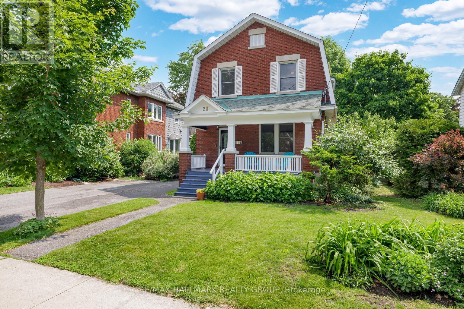 23 JULIAN AVENUE, Ottawa, Ontario
