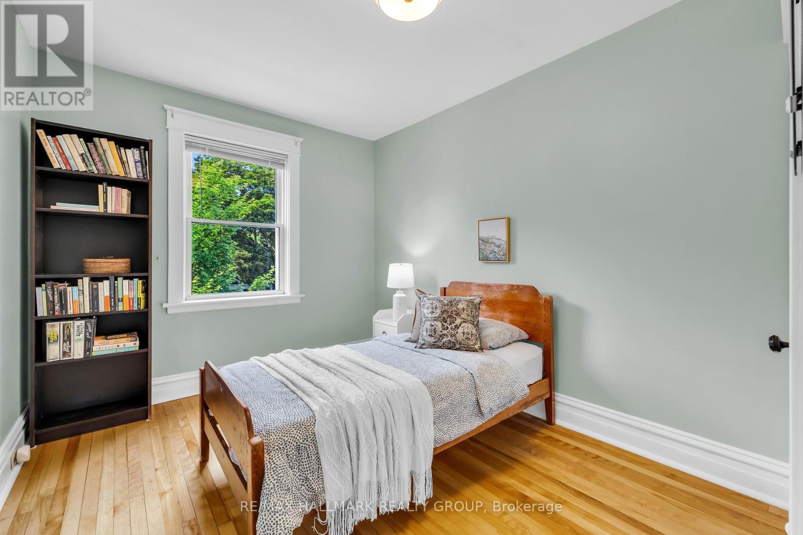 23 Julian Avenue, Ottawa, Ontario  K1Y 0S6 - Photo 24 - X12215220