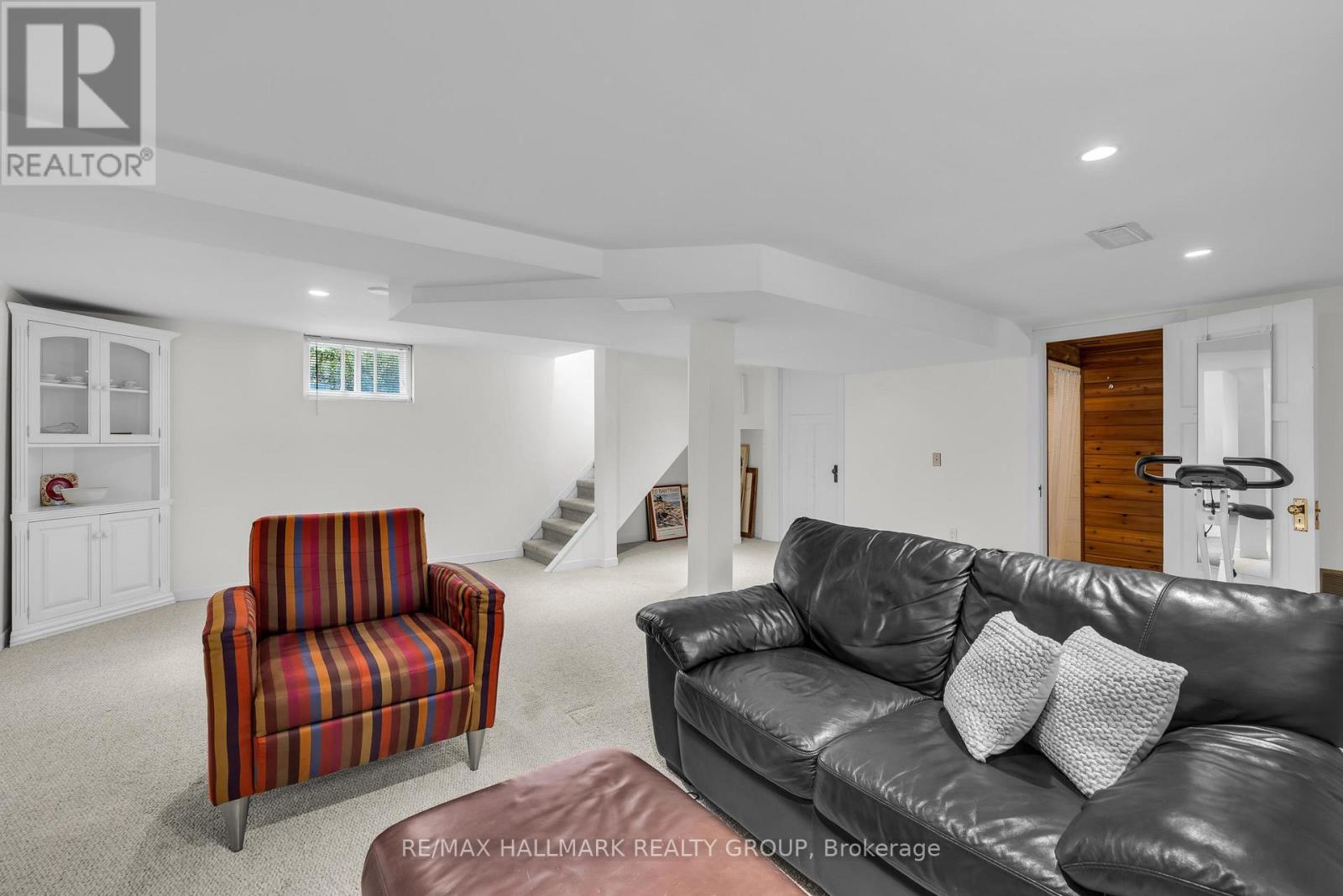 23 Julian Avenue, Ottawa, Ontario  K1Y 0S6 - Photo 33 - X12215220