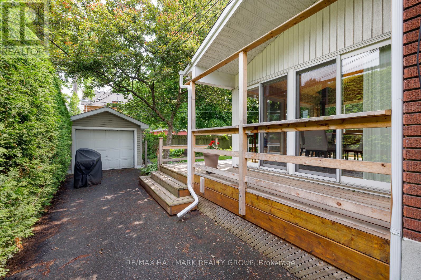 23 Julian Avenue, Ottawa, Ontario  K1Y 0S6 - Photo 36 - X12215220