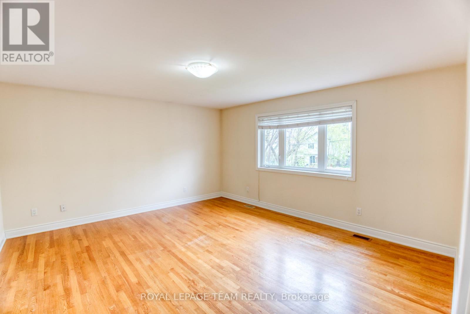 539 Tweedsmuir Avenue, Ottawa, Ontario  K1Z 5P1 - Photo 24 - X12215223