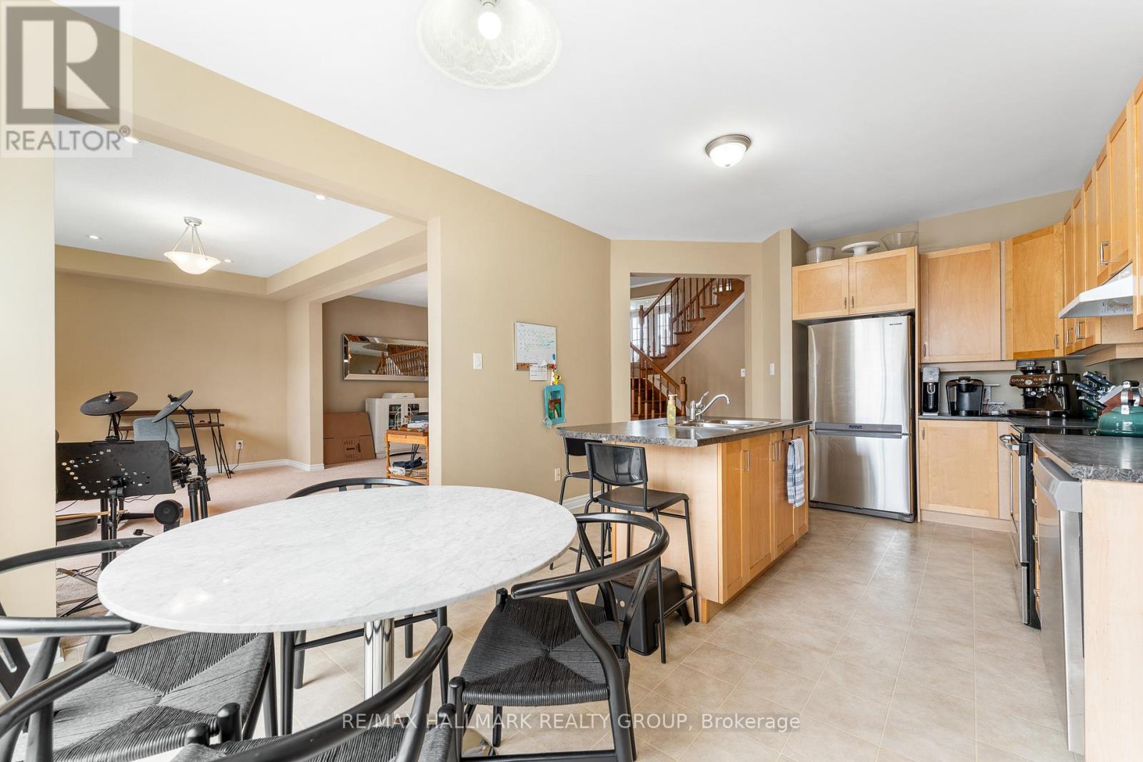 224 Tempest Drive, Ottawa, Ontario  K2S 0K5 - Photo 14 - X12215235