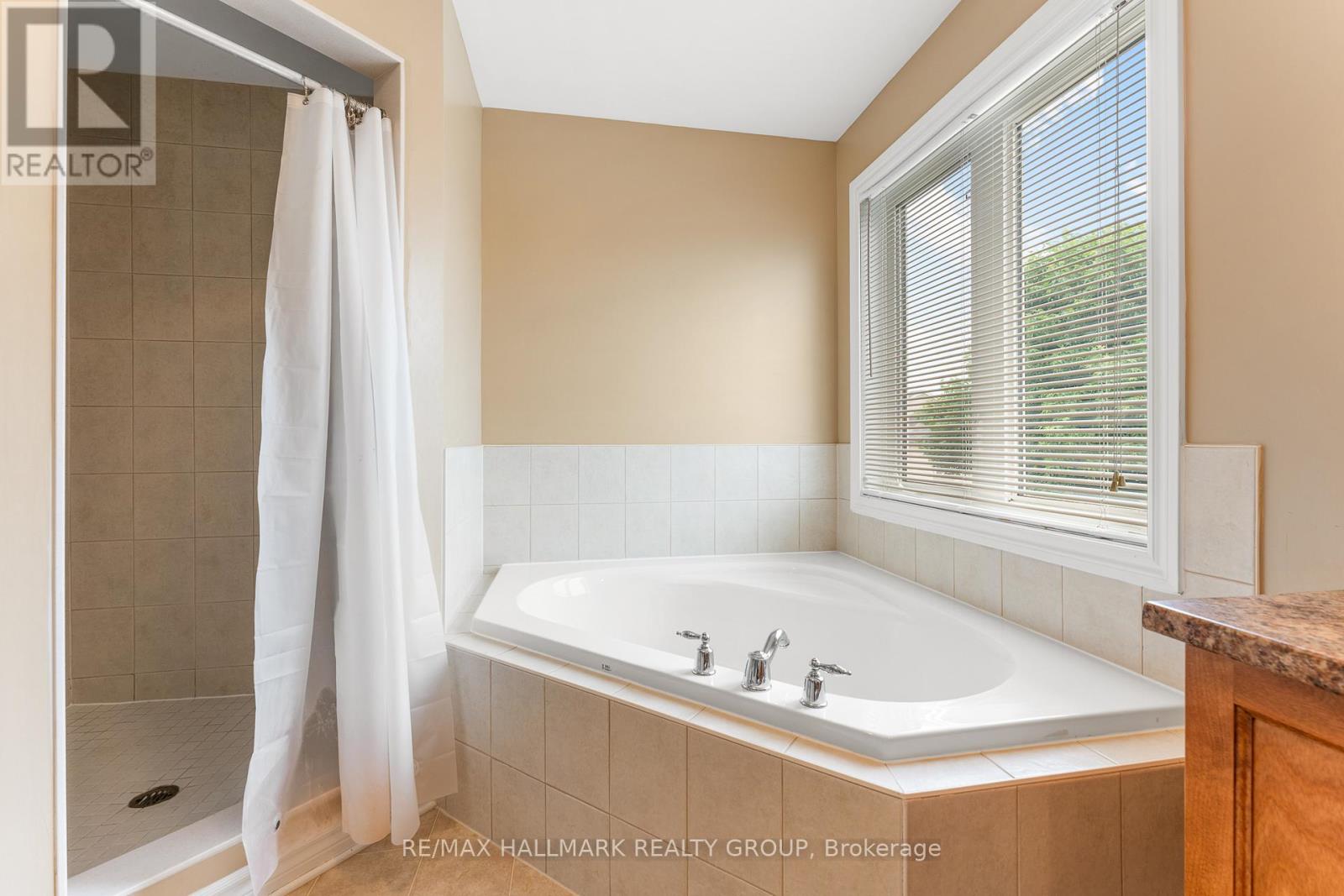 224 Tempest Drive, Ottawa, Ontario  K2S 0K5 - Photo 30 - X12215235