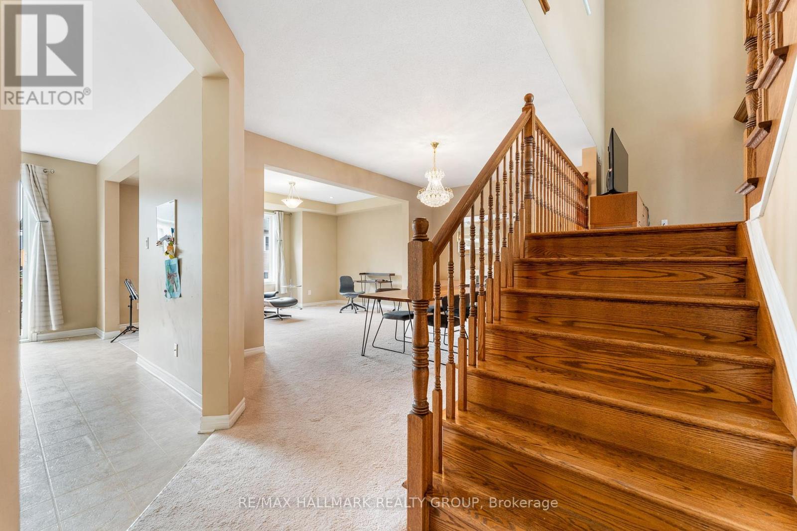 224 Tempest Drive, Ottawa, Ontario  K2S 0K5 - Photo 5 - X12215235
