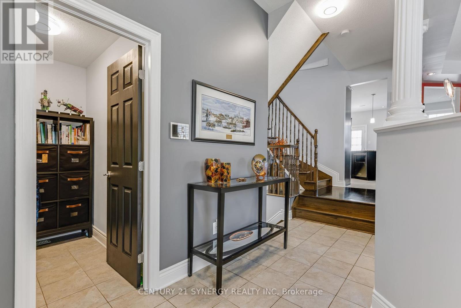 105 Jolley Cut Way, Ottawa, Ontario  K1W 0B5 - Photo 6 - X12215236