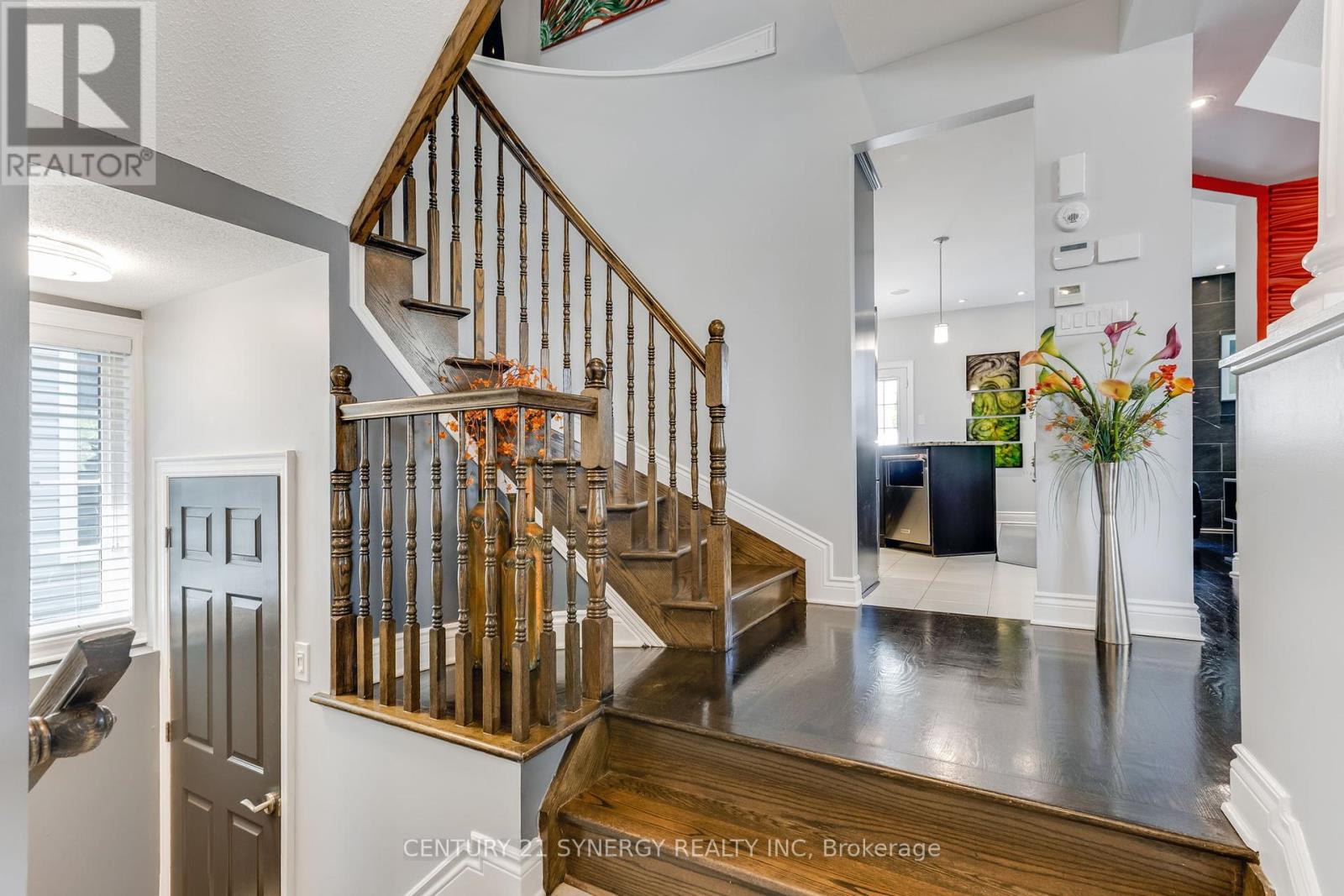 105 Jolley Cut Way, Ottawa, Ontario  K1W 0B5 - Photo 8 - X12215236