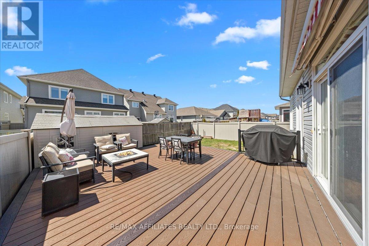 726 Bunchberry Way, Ottawa, Ontario  K1T 3T8 - Photo 42 - X12215278