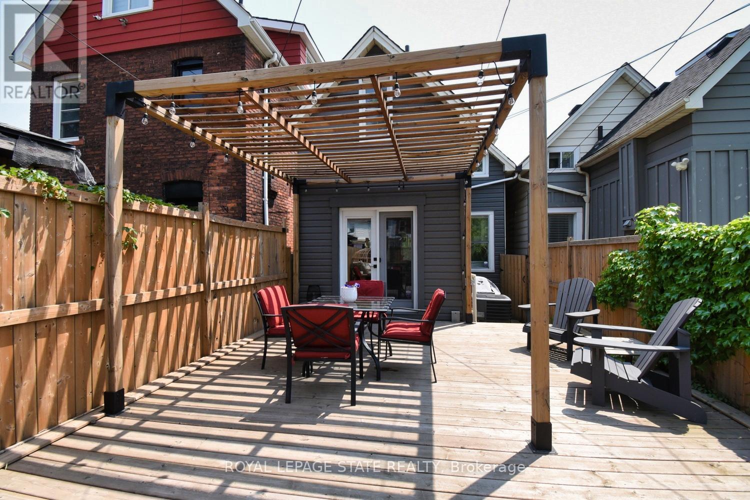 61 Chestnut Avenue, Hamilton, Ontario  L8L 6K8 - Photo 41 - X12051246