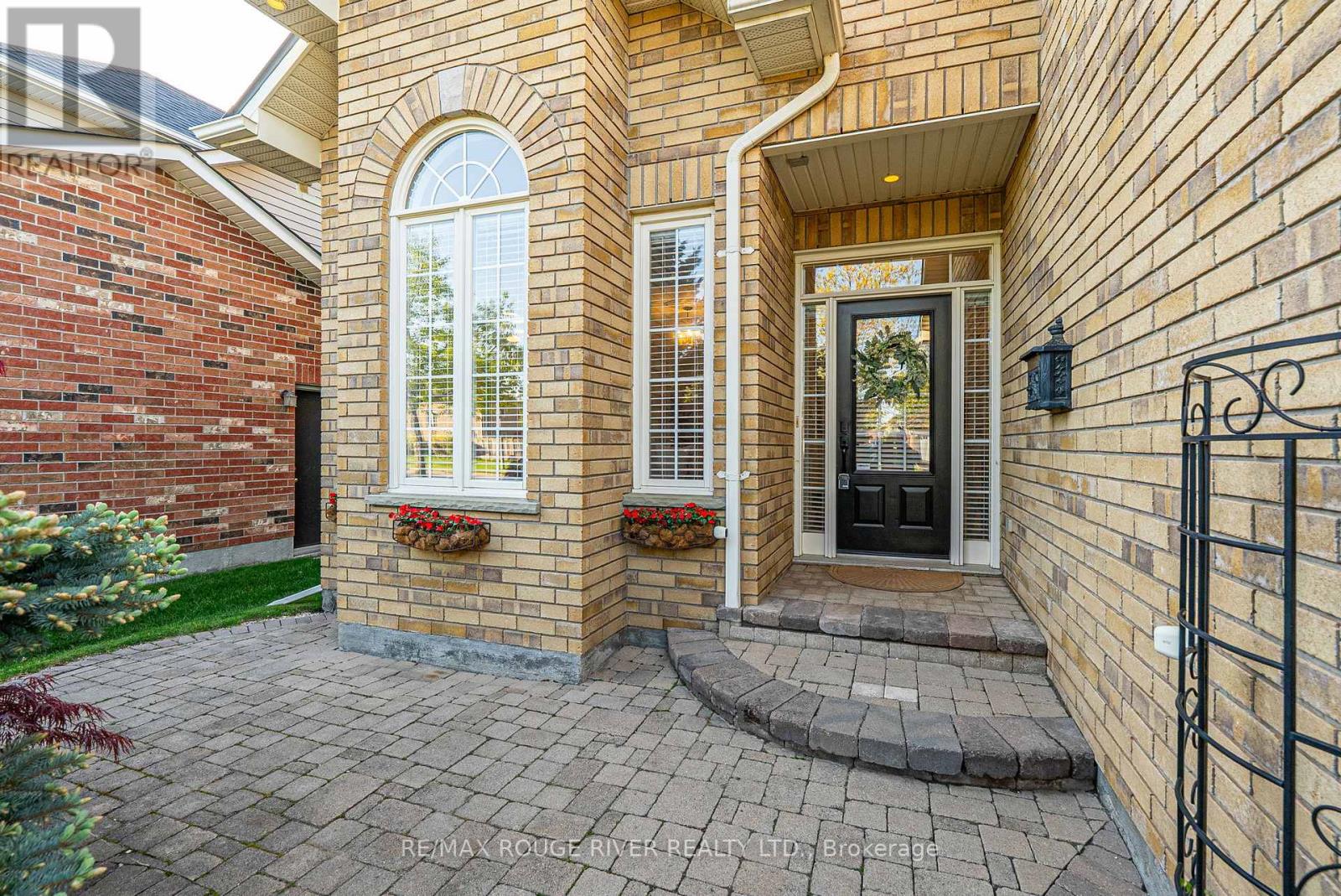 476 Britannia Avenue E, Oshawa, Ontario  L1L 1B7 - Photo 2 - E12212490