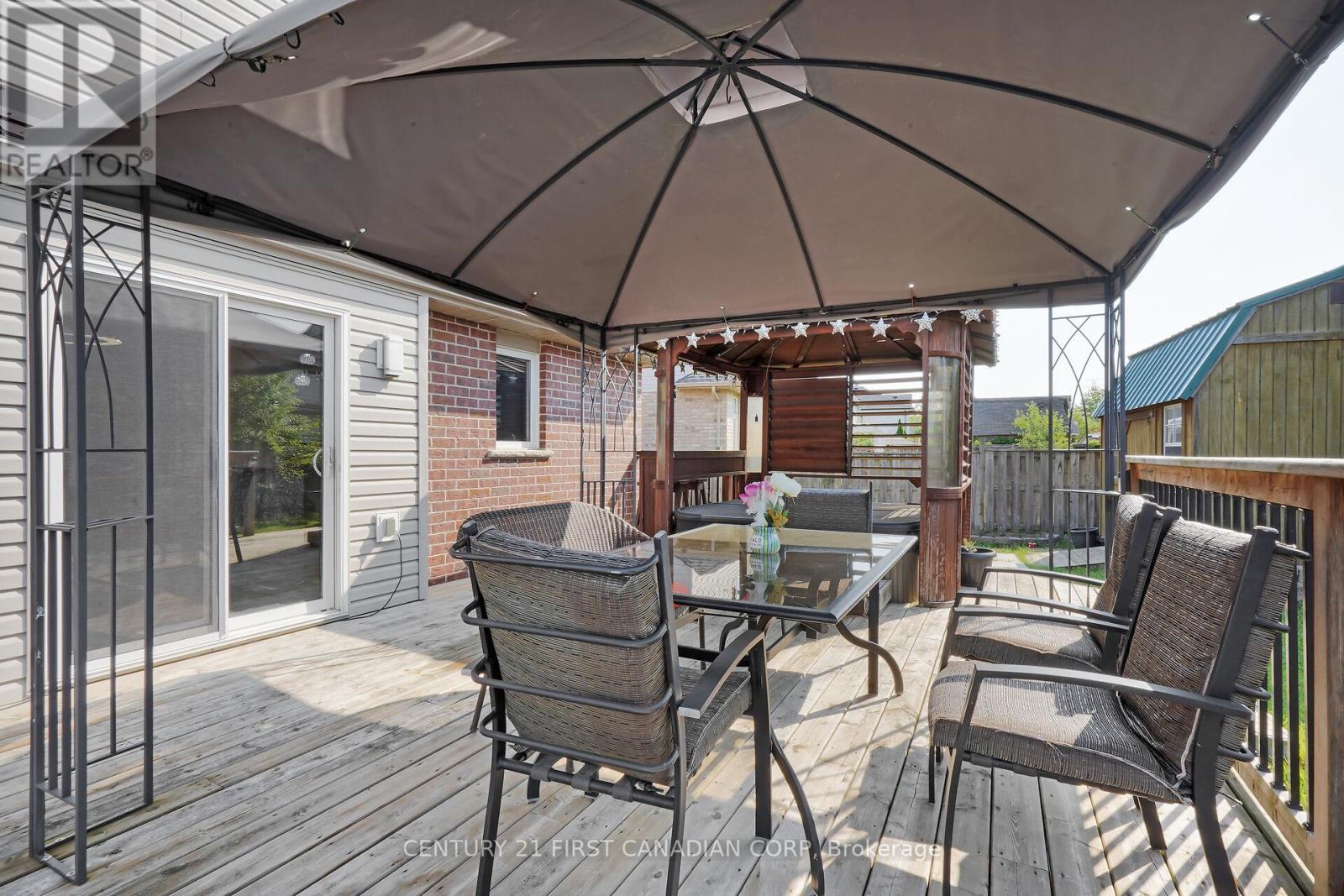 12 Hawthorn Court, St. Thomas, Ontario  N5P 0A1 - Photo 38 - X12215008