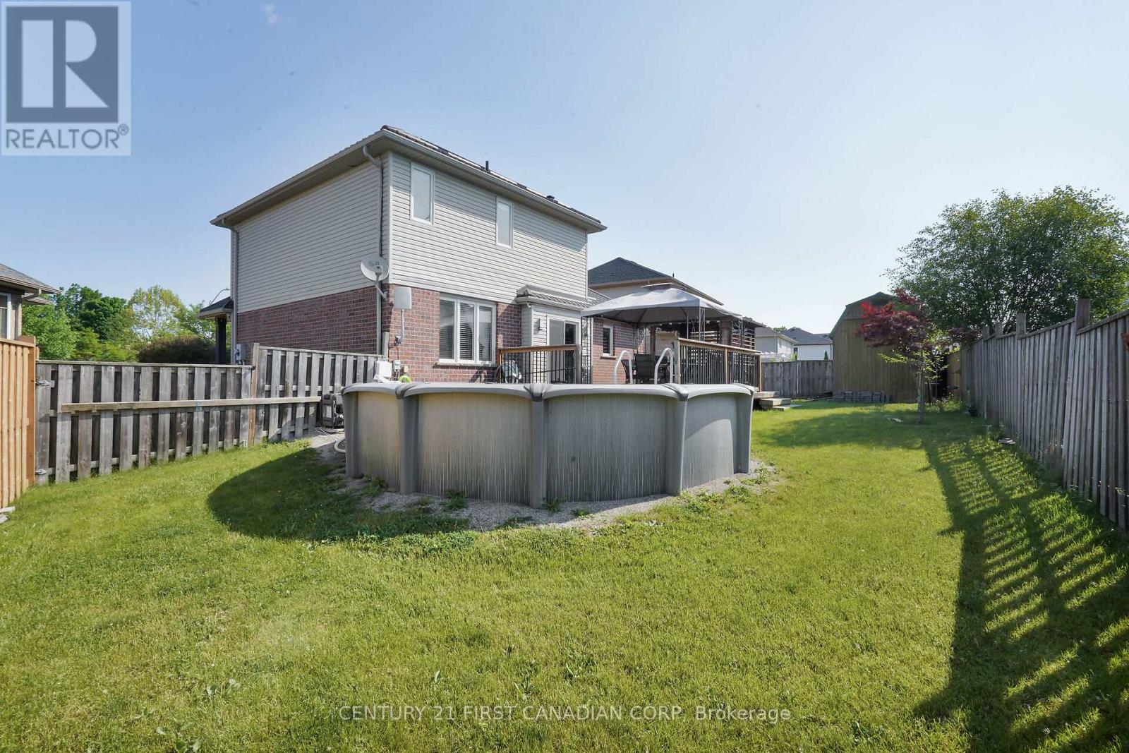 12 Hawthorn Court, St. Thomas, Ontario  N5P 0A1 - Photo 42 - X12215008