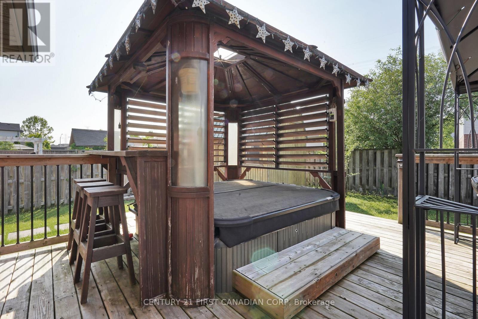12 Hawthorn Court, St. Thomas, Ontario  N5P 0A1 - Photo 39 - X12215008