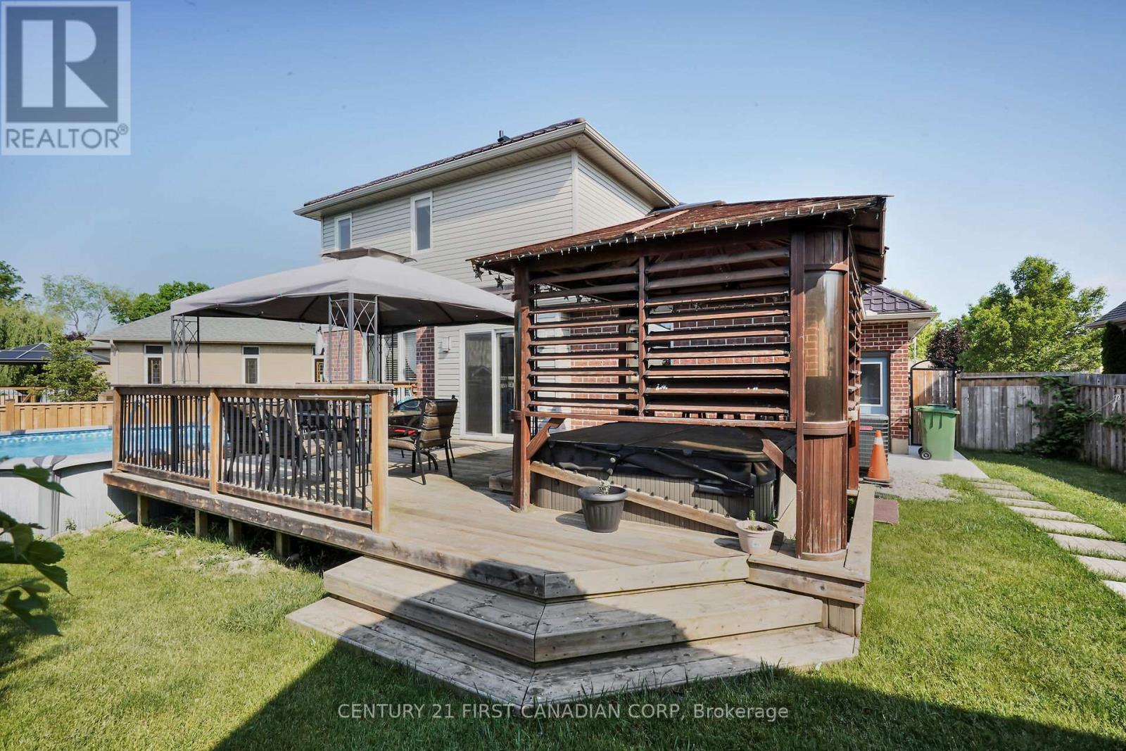12 Hawthorn Court, St. Thomas, Ontario  N5P 0A1 - Photo 43 - X12215008