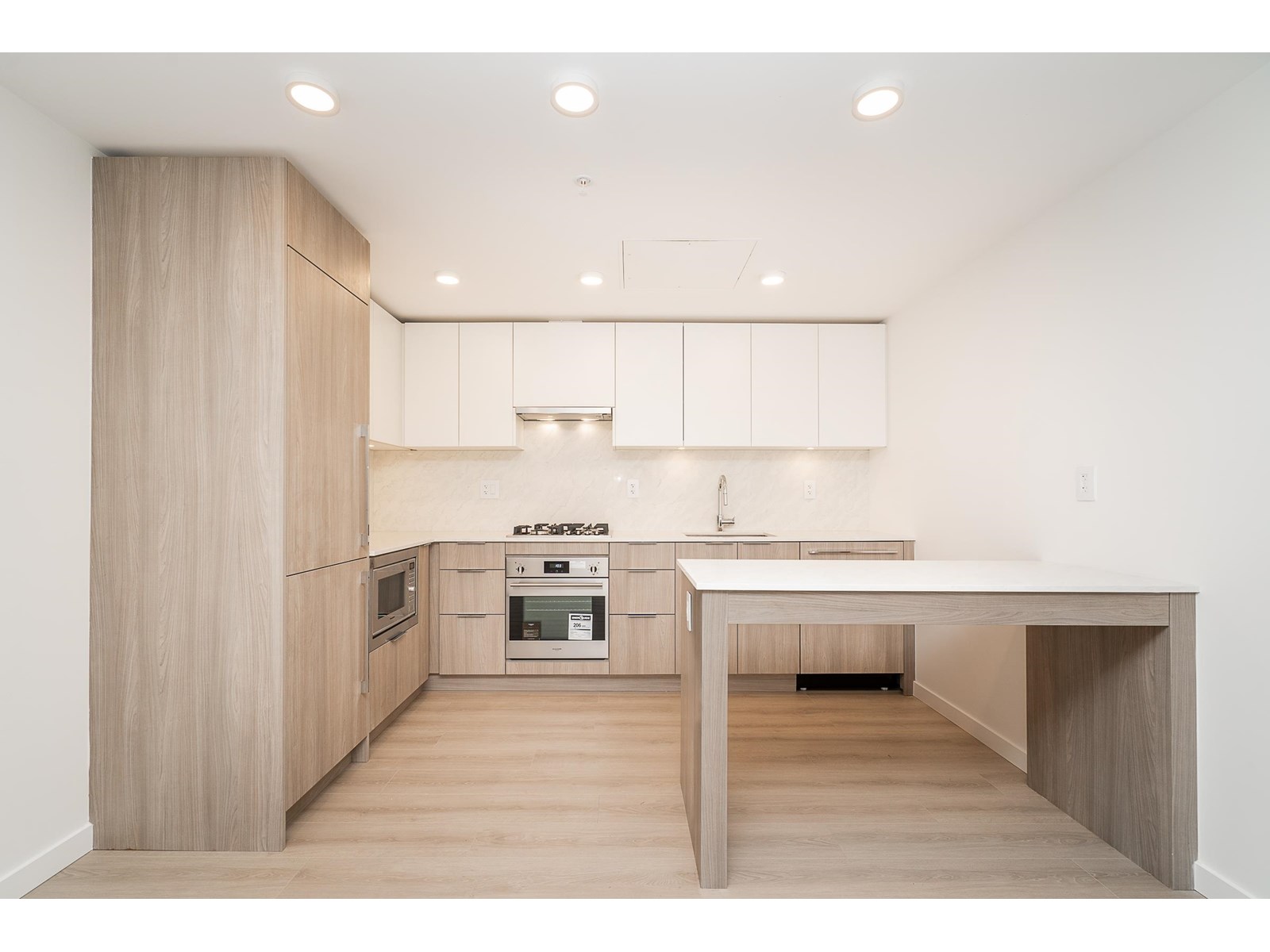 601 10333 133 Street, Surrey, British Columbia  V3T 0V1 - Photo 11 - R3014727
