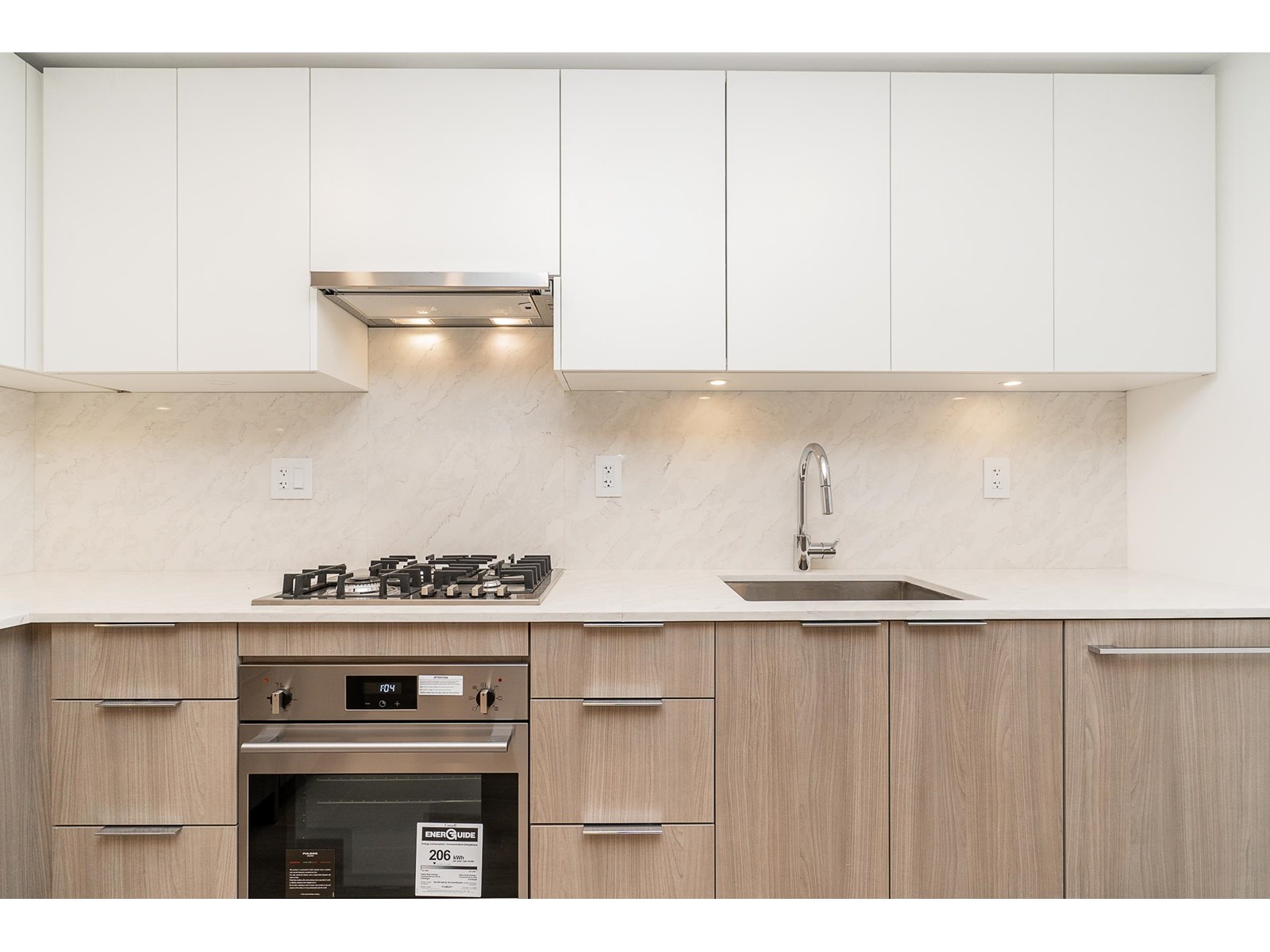 601 10333 133 Street, Surrey, British Columbia  V3T 0V1 - Photo 12 - R3014727