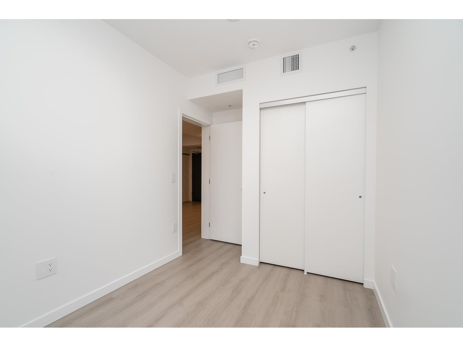 601 10333 133 Street, Surrey, British Columbia  V3T 0V1 - Photo 18 - R3014727