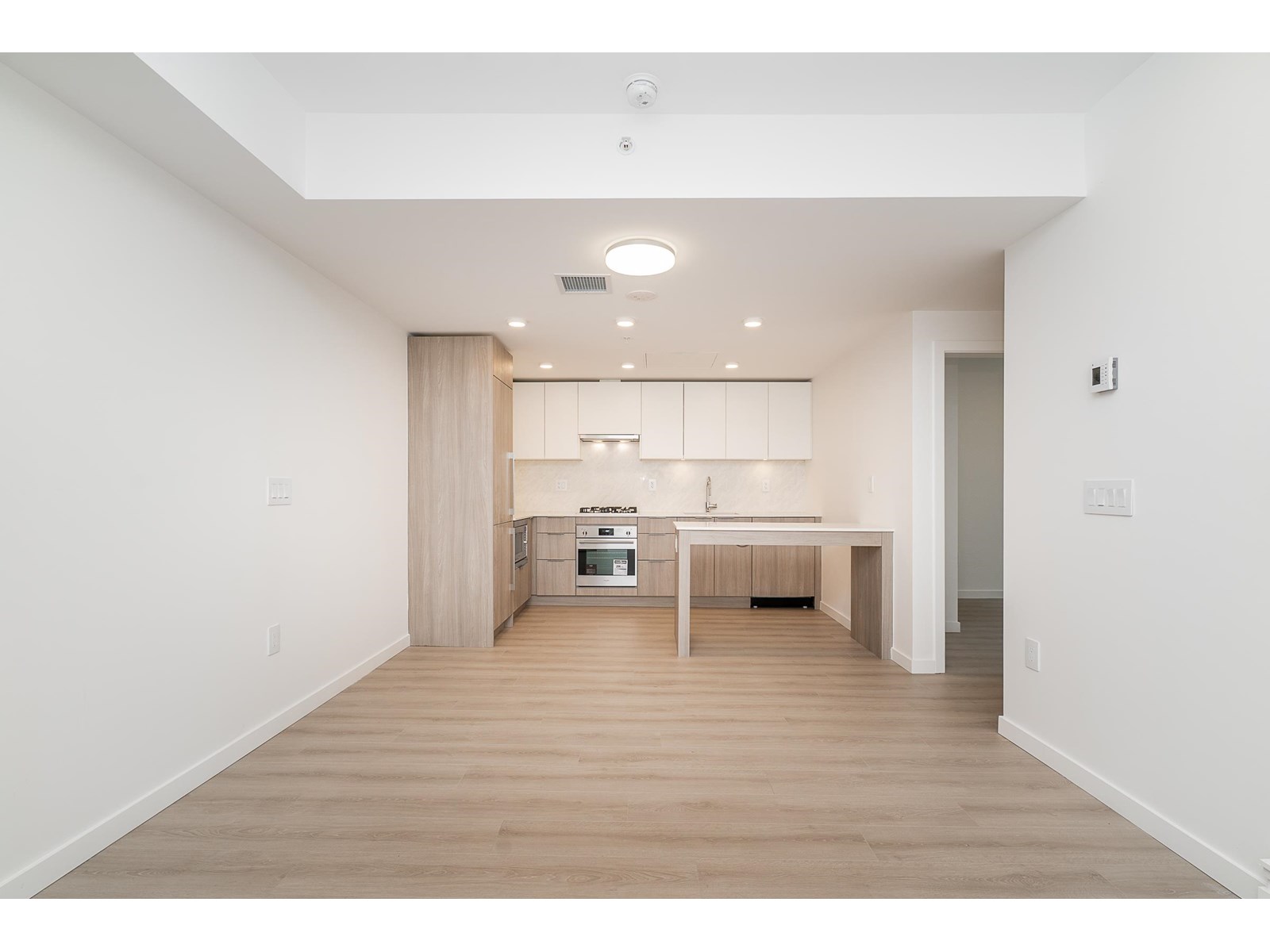 601 10333 133 Street, Surrey, British Columbia  V3T 0V1 - Photo 6 - R3014727