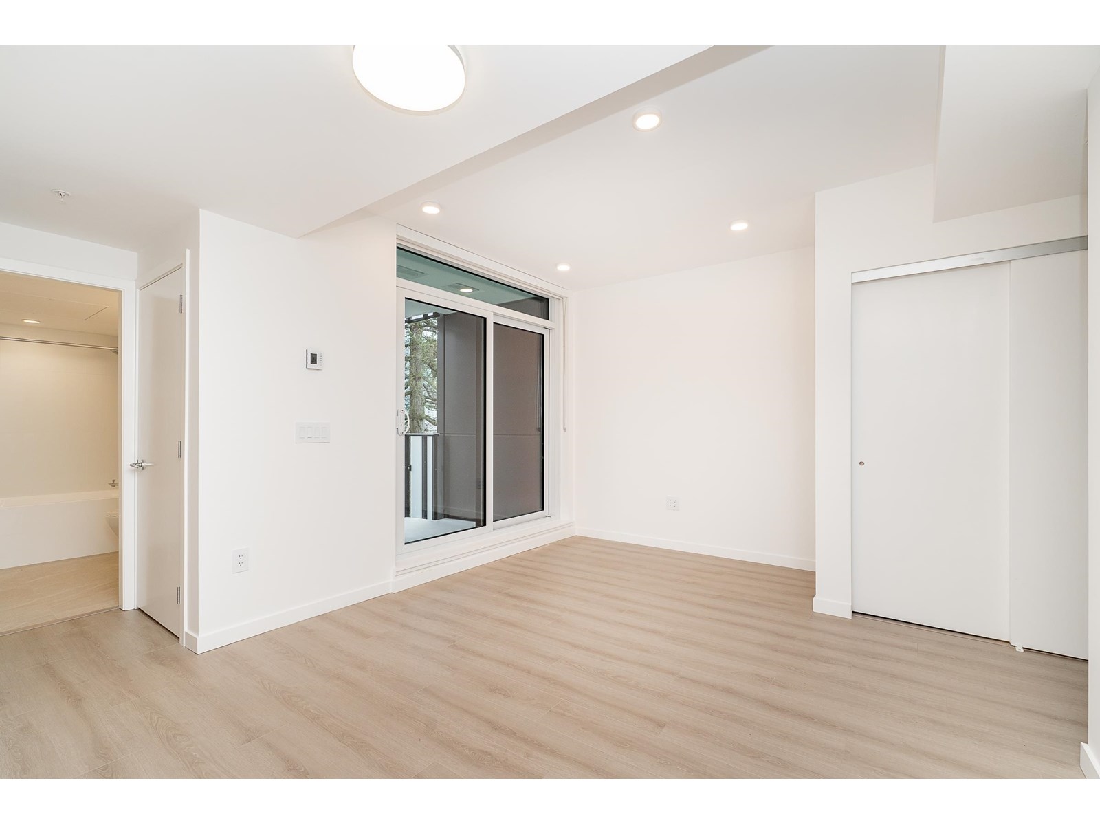 601 10333 133 Street, Surrey, British Columbia  V3T 0V1 - Photo 7 - R3014727