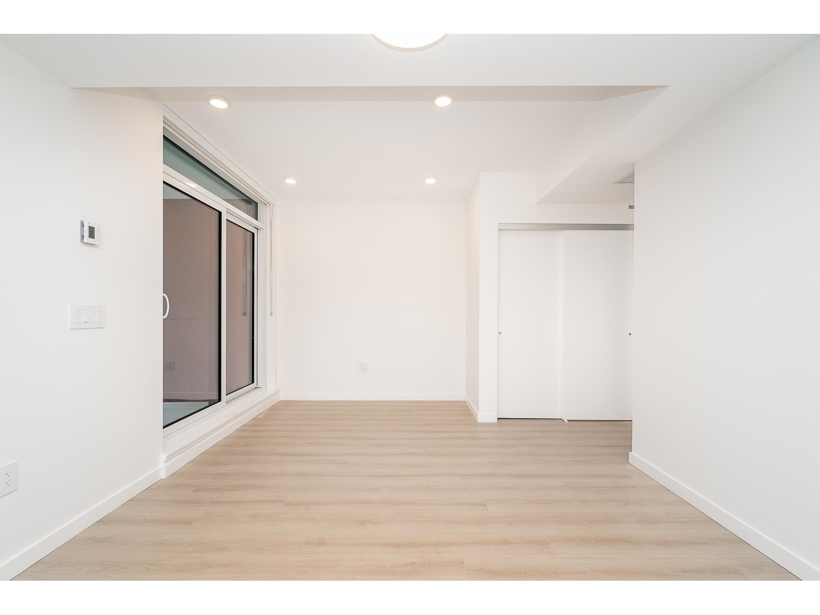 601 10333 133 Street, Surrey, British Columbia  V3T 0V1 - Photo 8 - R3014727