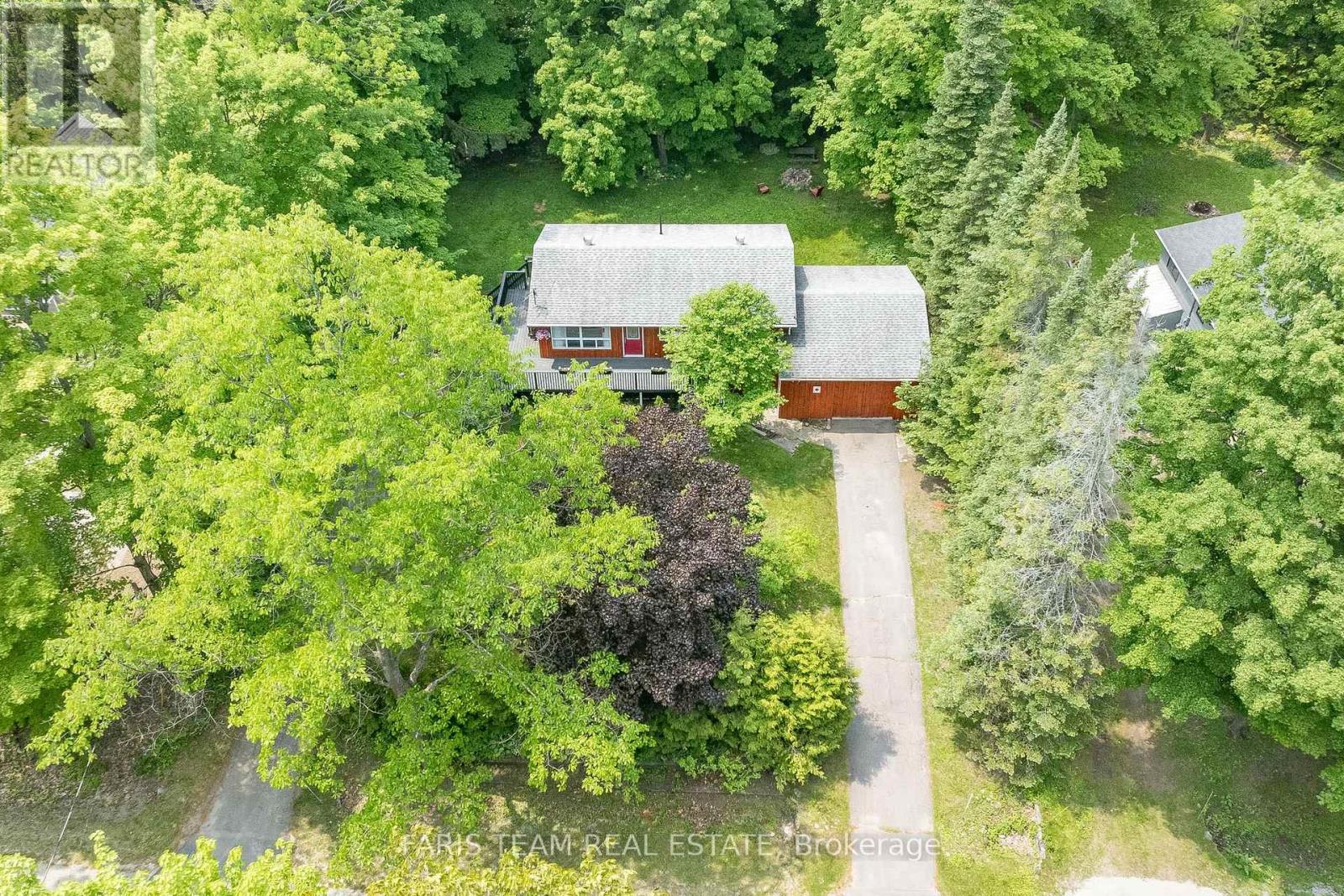 1474 Champlain Road, Tiny, Ontario  L9M 0C1 - Photo 2 - S12184853