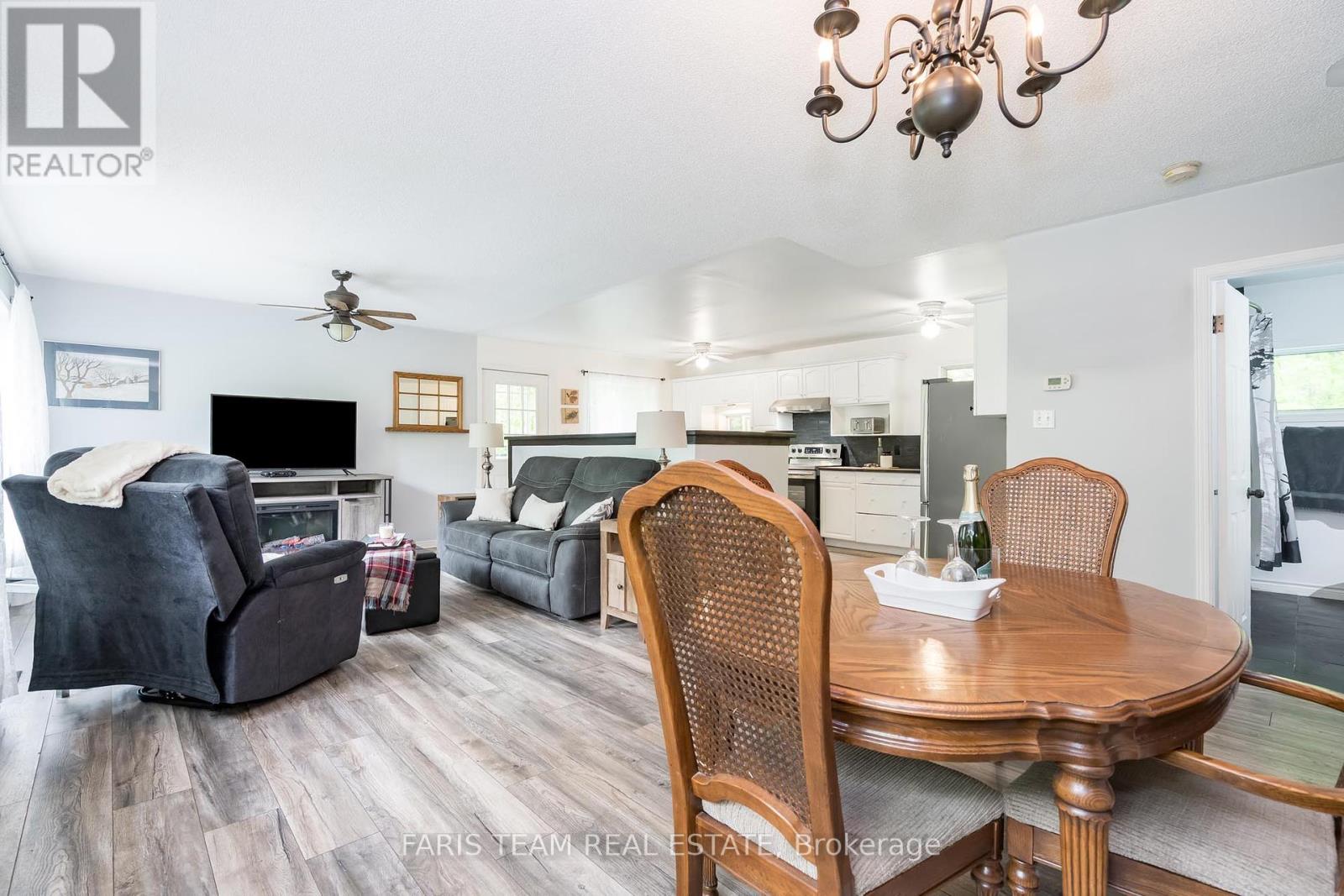 1474 Champlain Road, Tiny, Ontario  L9M 0C1 - Photo 10 - S12184853
