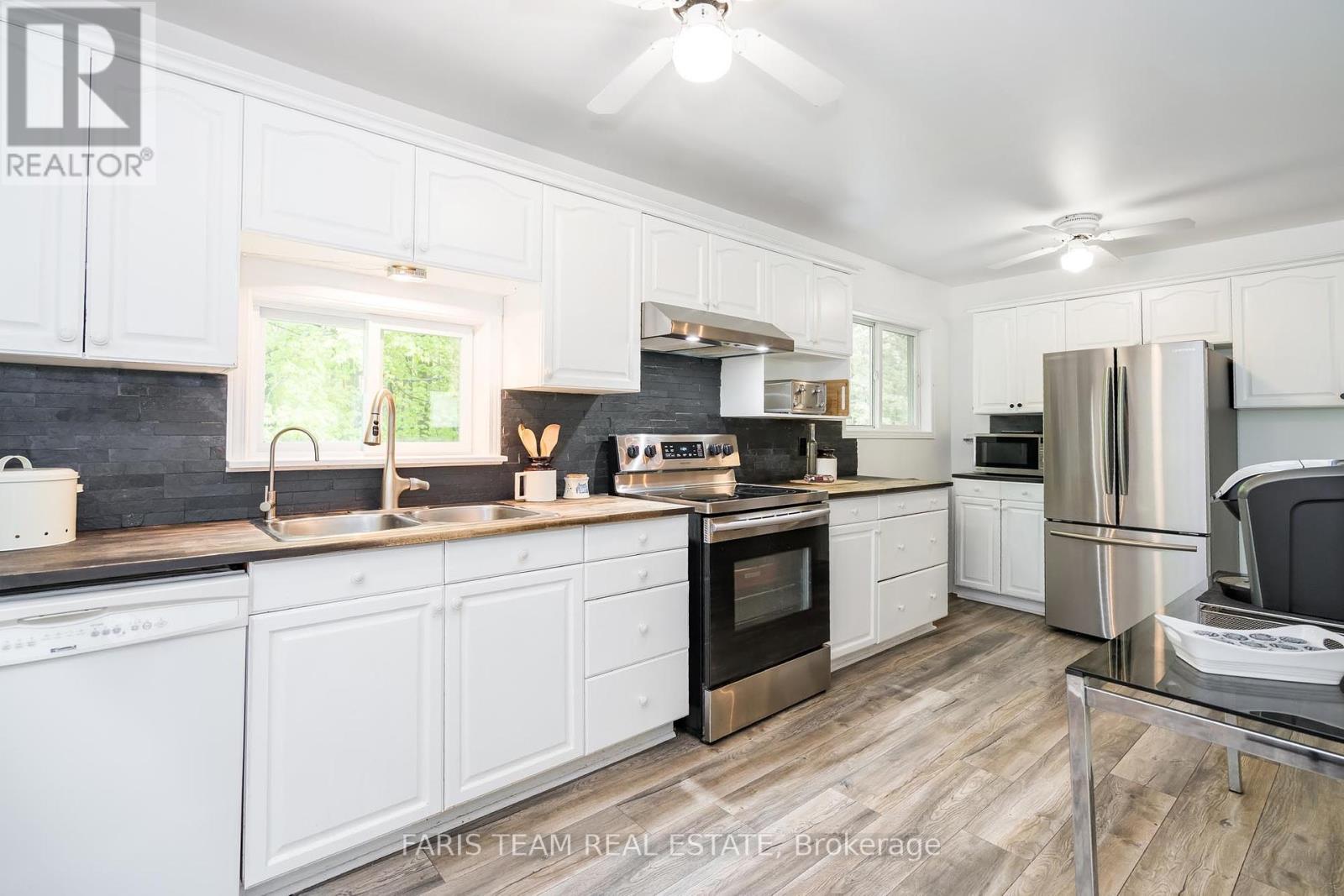 1474 Champlain Road, Tiny, Ontario  L9M 0C1 - Photo 7 - S12184853