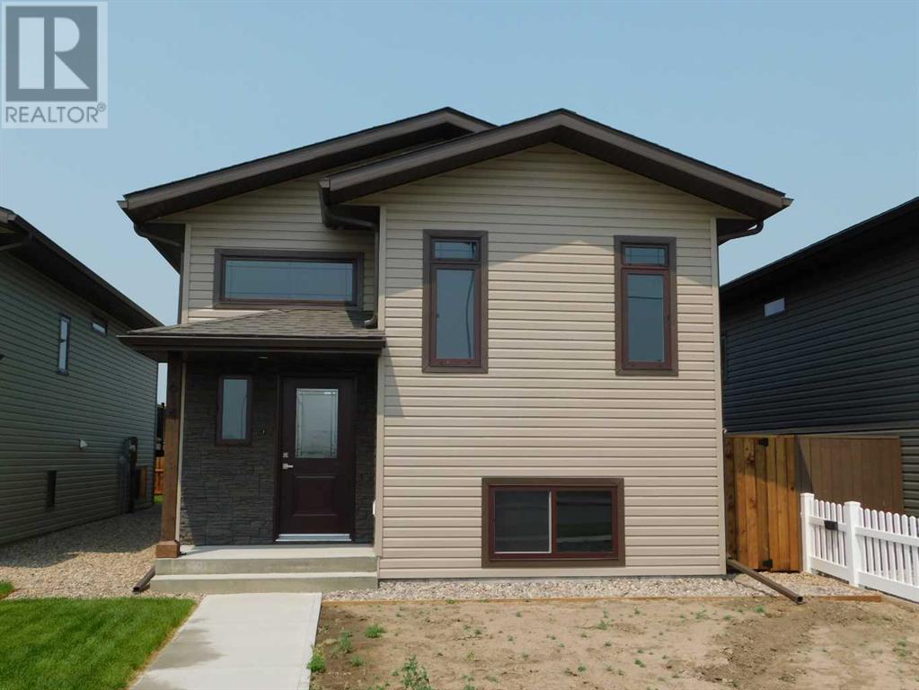 Property at 1614 2 Avenue E image 2