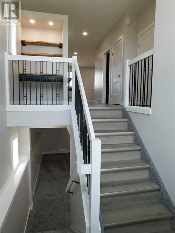 Property at 1614 2 Avenue E image 5