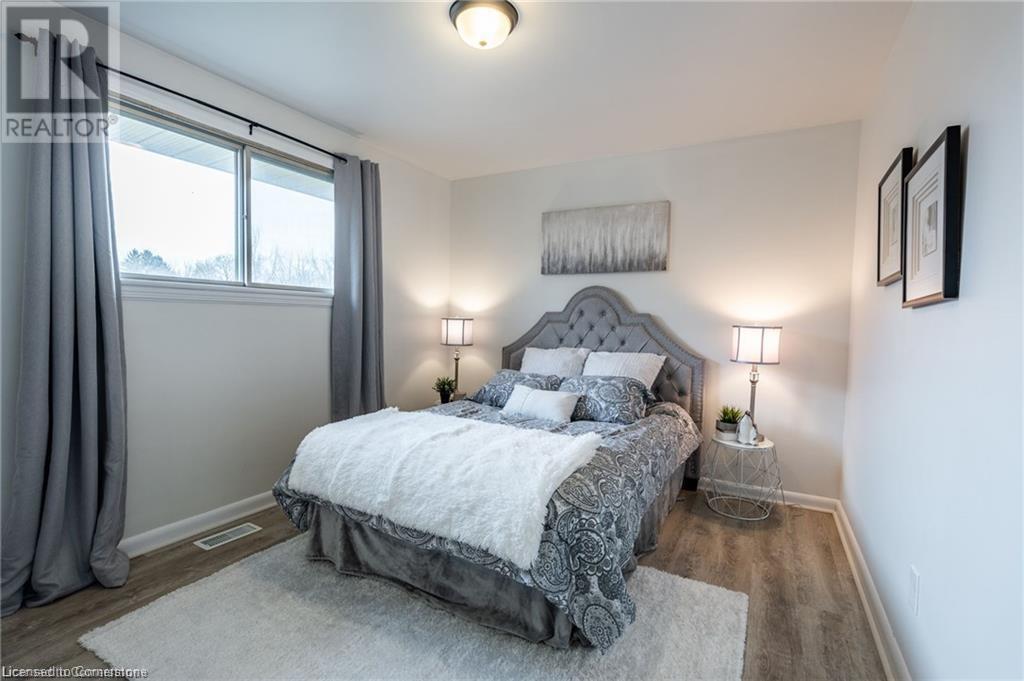 15 Nelligan Place, Hamilton, Ontario  L8K 4X6 - Photo 16 - 40736295