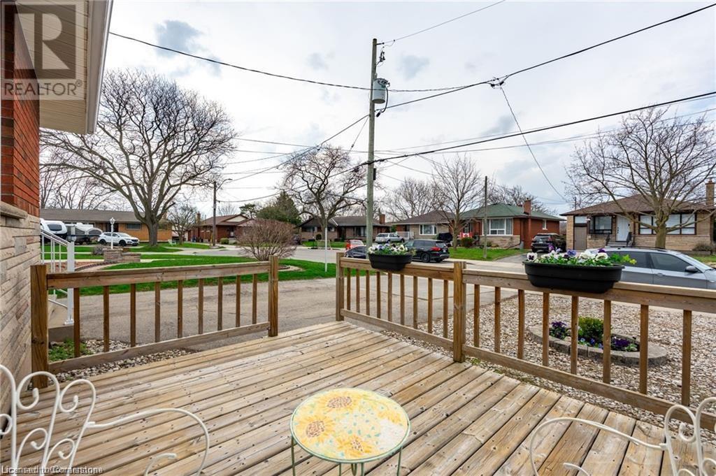 15 Nelligan Place, Hamilton, Ontario  L8K 4X6 - Photo 6 - 40736295