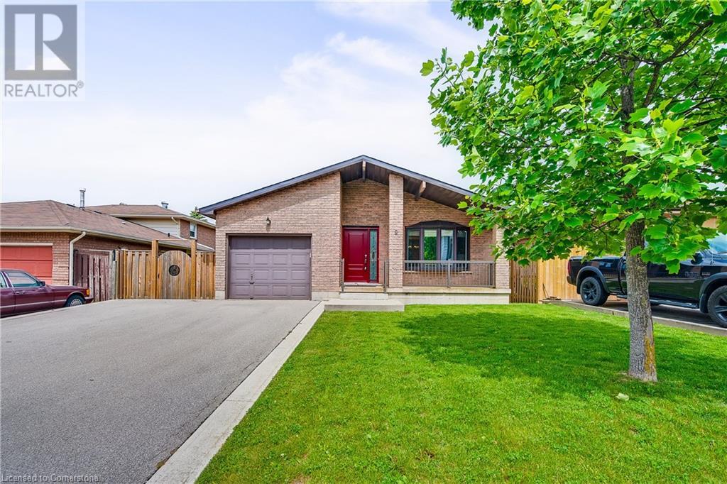 9 VALANNA Court, Hamilton, Ontario