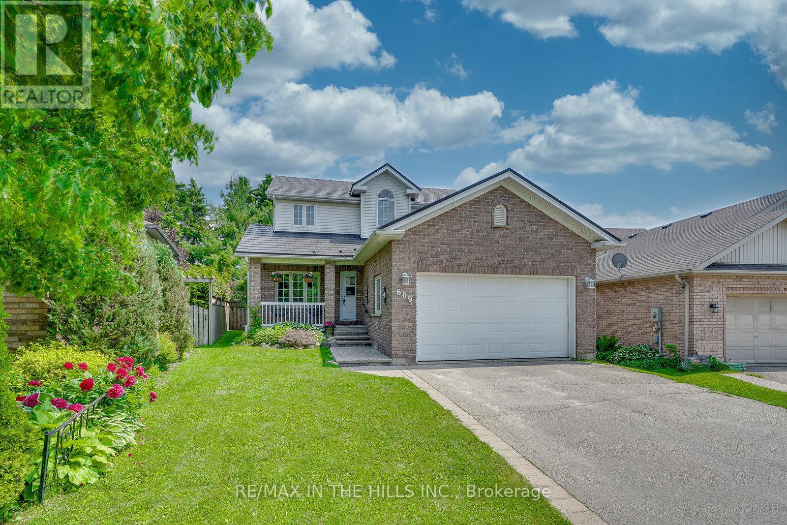 609 Simon Street, Shelburne, Ontario  L9V 3P6 - Photo 2 - X12212910