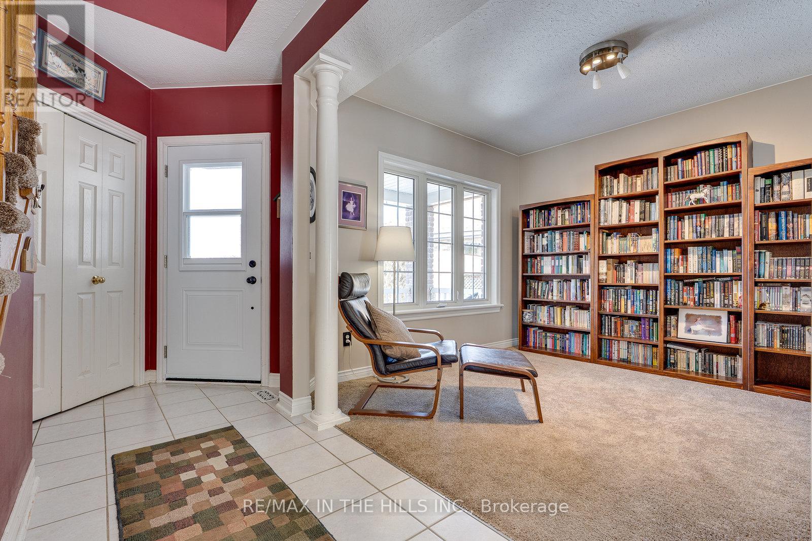 609 Simon Street, Shelburne, Ontario  L9V 3P6 - Photo 6 - X12212910