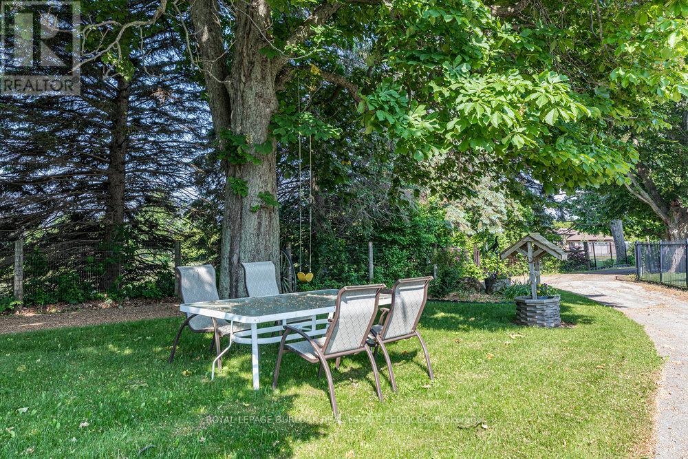 516 Concession 7 Road E, Hamilton, Ontario  L8B 1T6 - Photo 39 - X12073939