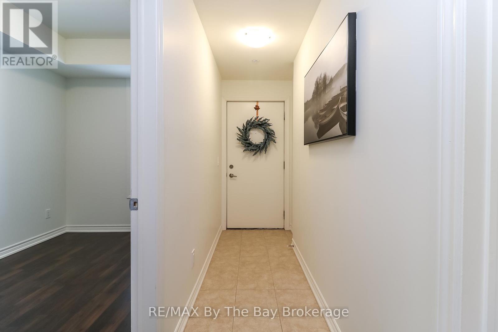 205 - 17 Spooner Crescent, Collingwood, Ontario  L9Y 1T3 - Photo 10 - S12114579