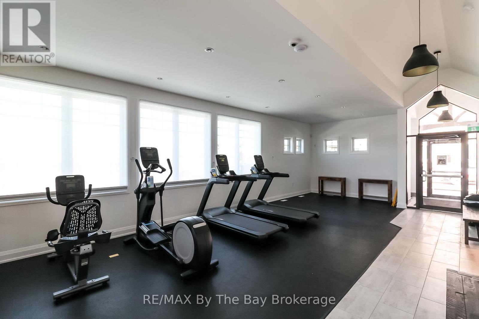 205 - 17 Spooner Crescent, Collingwood, Ontario  L9Y 1T3 - Photo 6 - S12114579