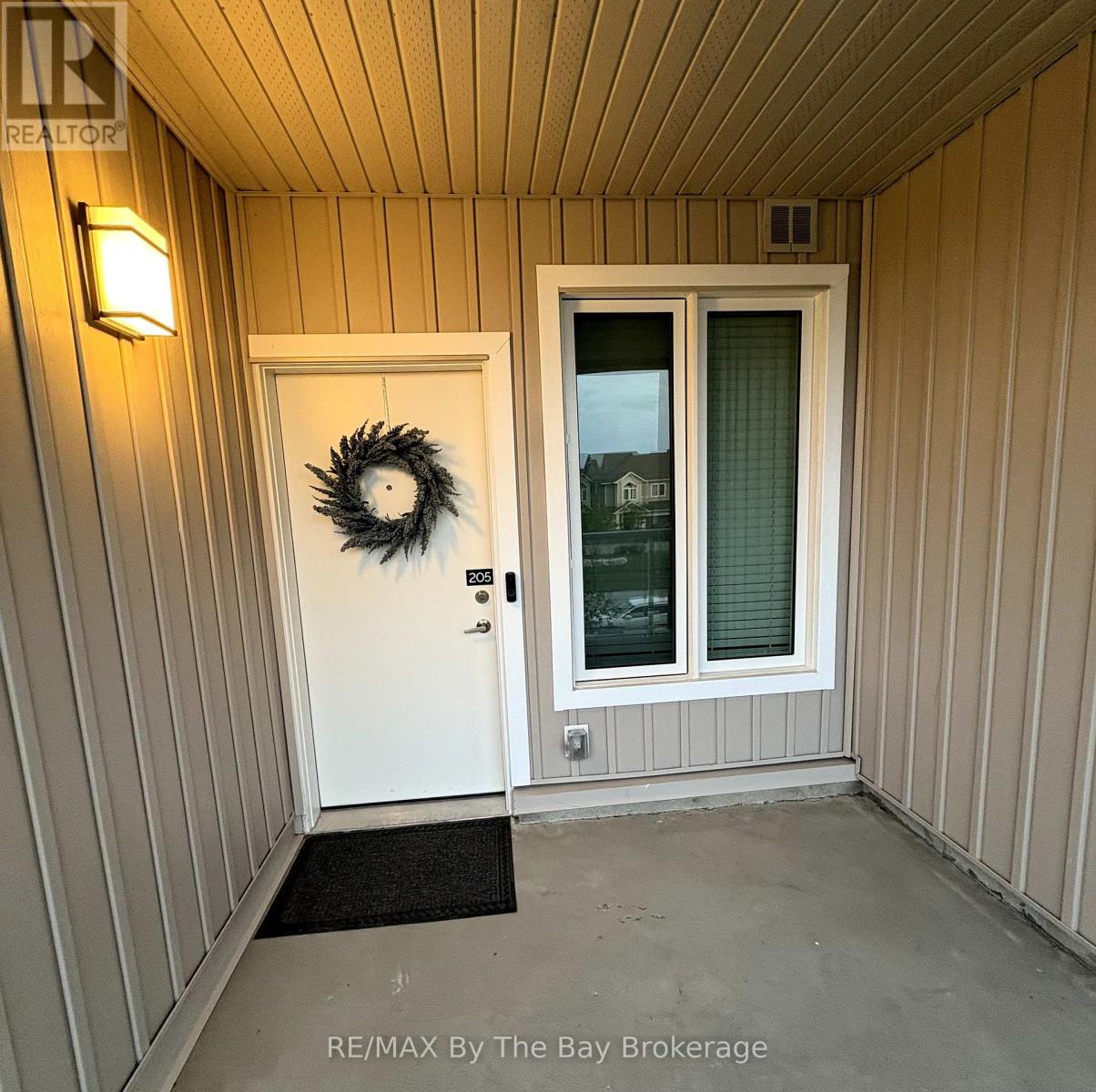 205 - 17 Spooner Crescent, Collingwood, Ontario  L9Y 1T3 - Photo 8 - S12114579