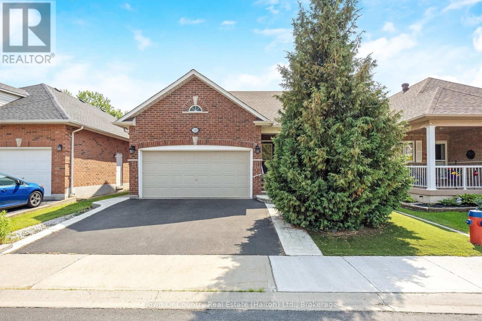 330 CENTENNIAL FOREST DRIVE, Milton, Ontario