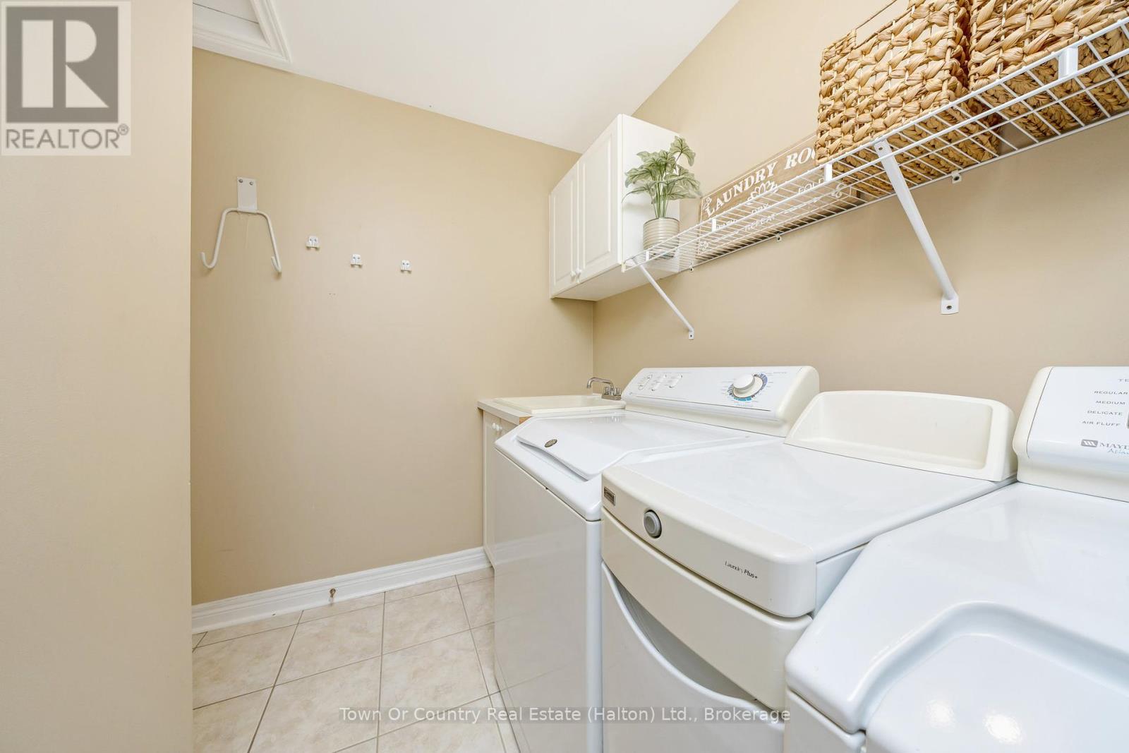 330 Centennial Forest Drive, Milton, Ontario  L9T 5X3 - Photo 23 - W12215276